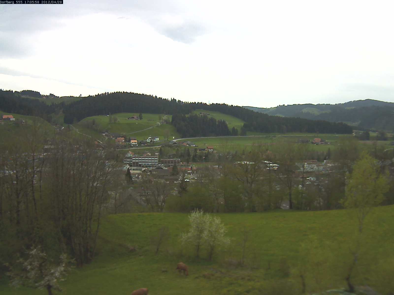 Webcam-Bild: Aussicht vom Dorfberg in Langnau 20120428-170600