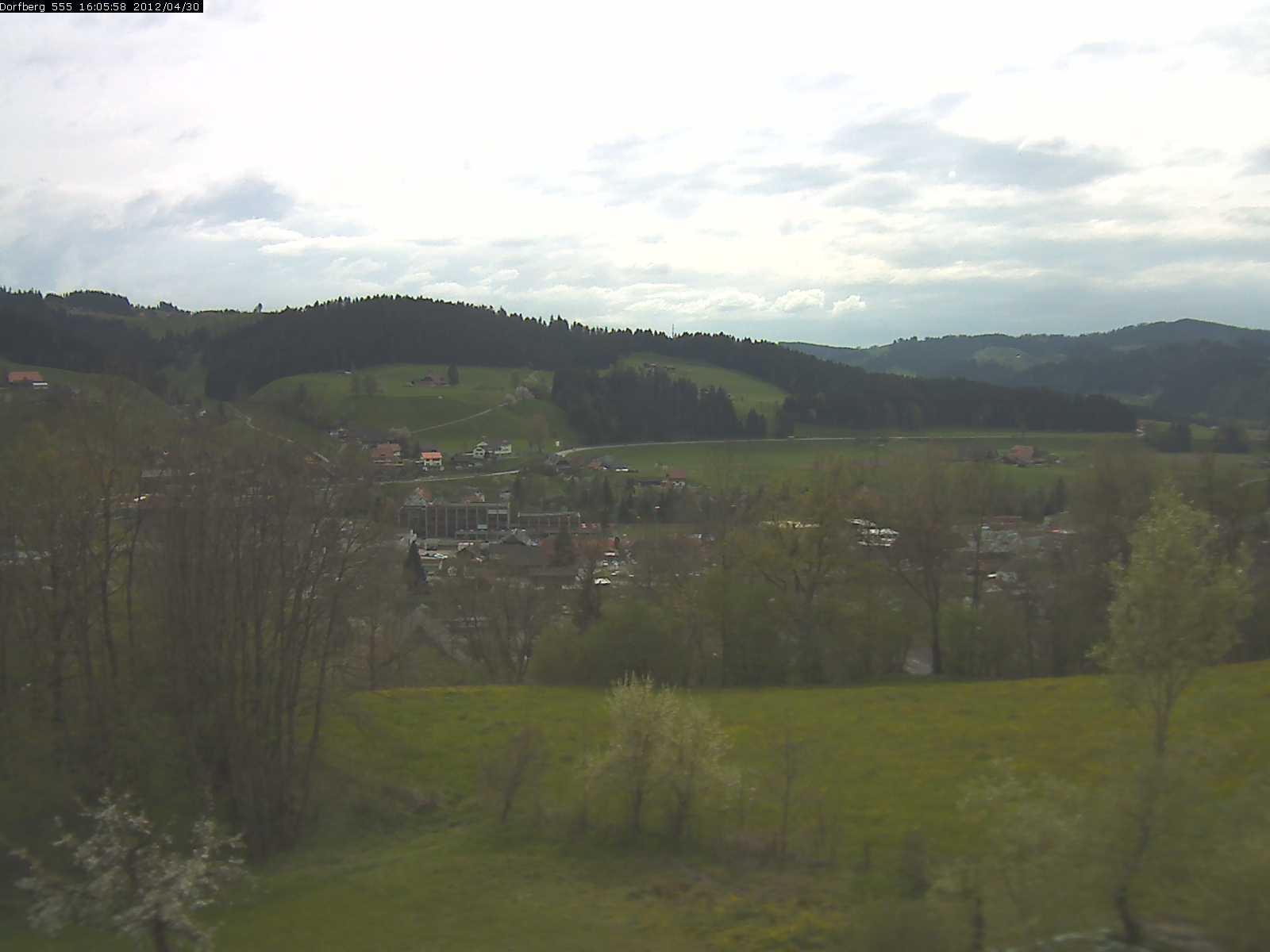 Webcam-Bild: Aussicht vom Dorfberg in Langnau 20120430-160600