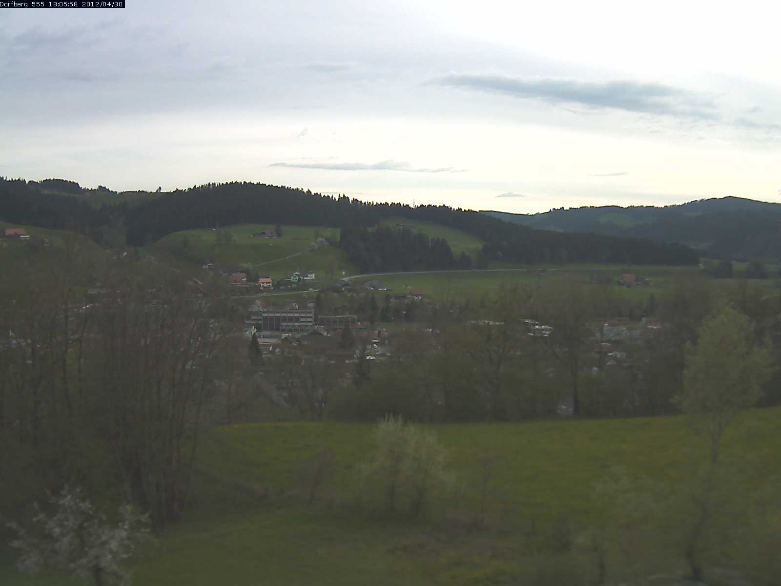 Webcam-Bild: Aussicht vom Dorfberg in Langnau 20120430-180600