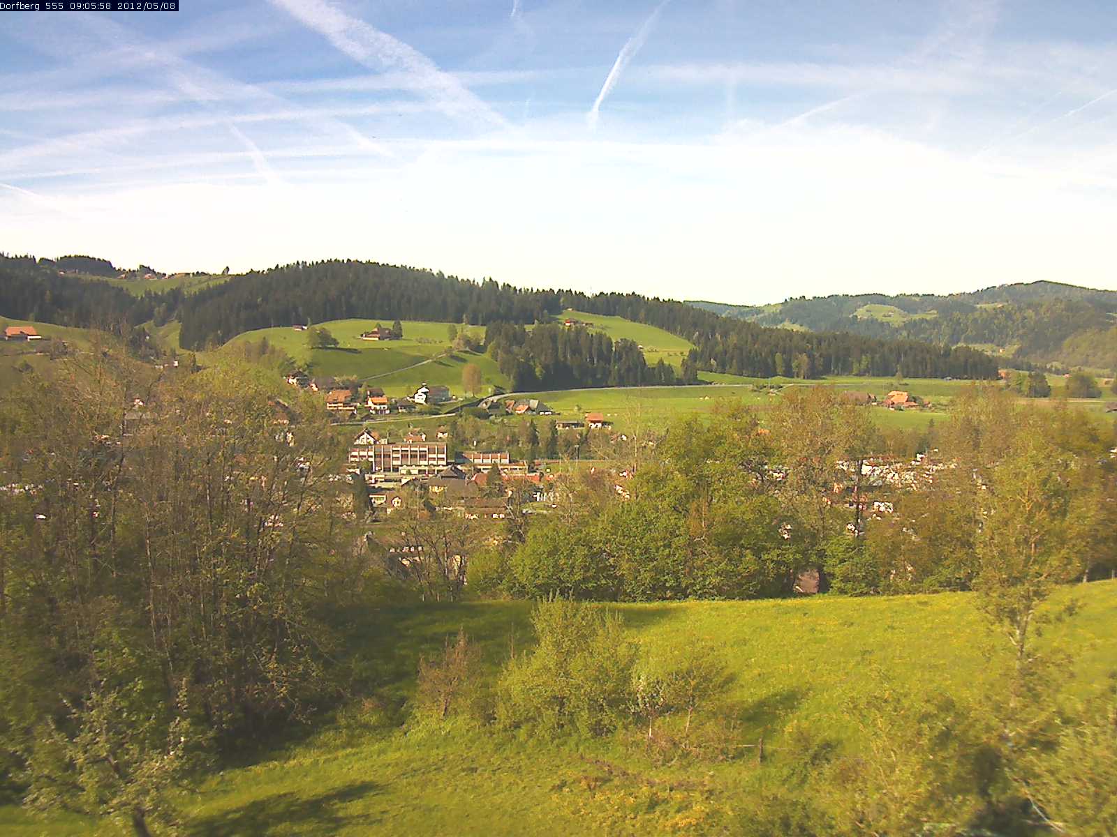 Webcam-Bild: Aussicht vom Dorfberg in Langnau 20120508-090600