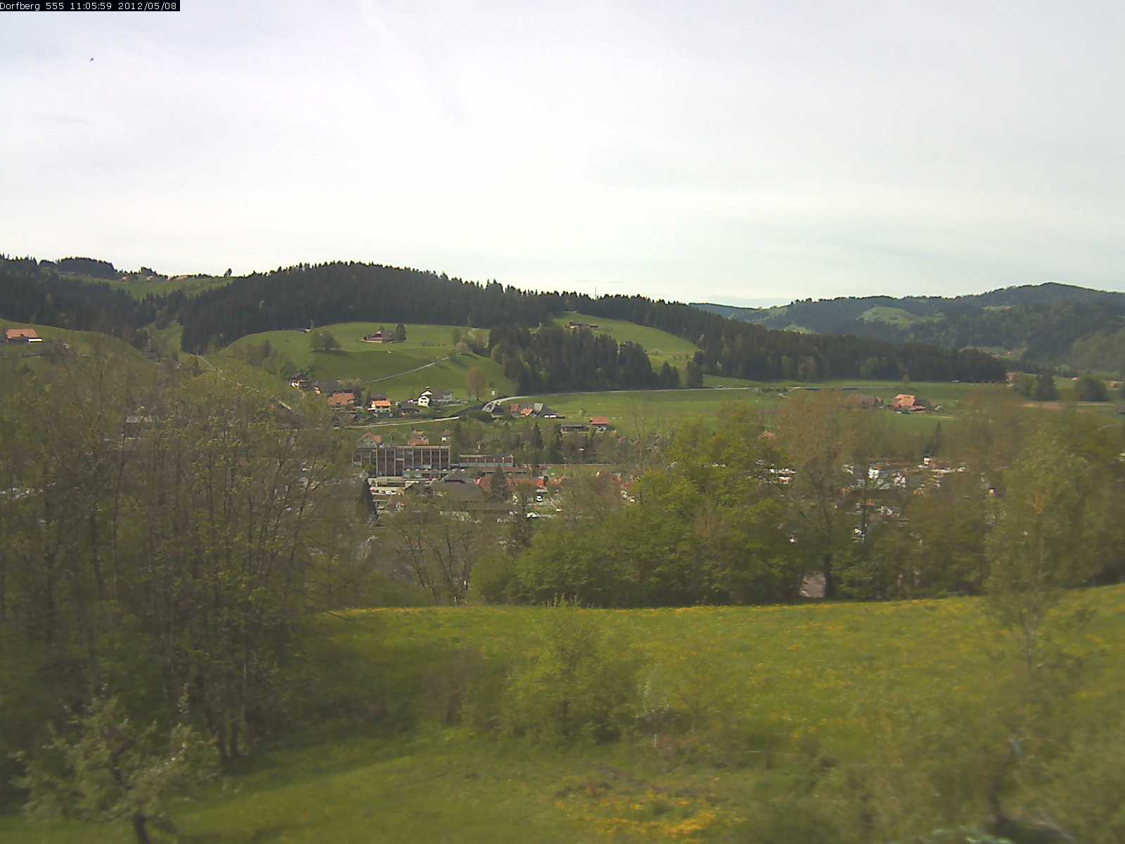 Webcam-Bild: Aussicht vom Dorfberg in Langnau 20120508-110600