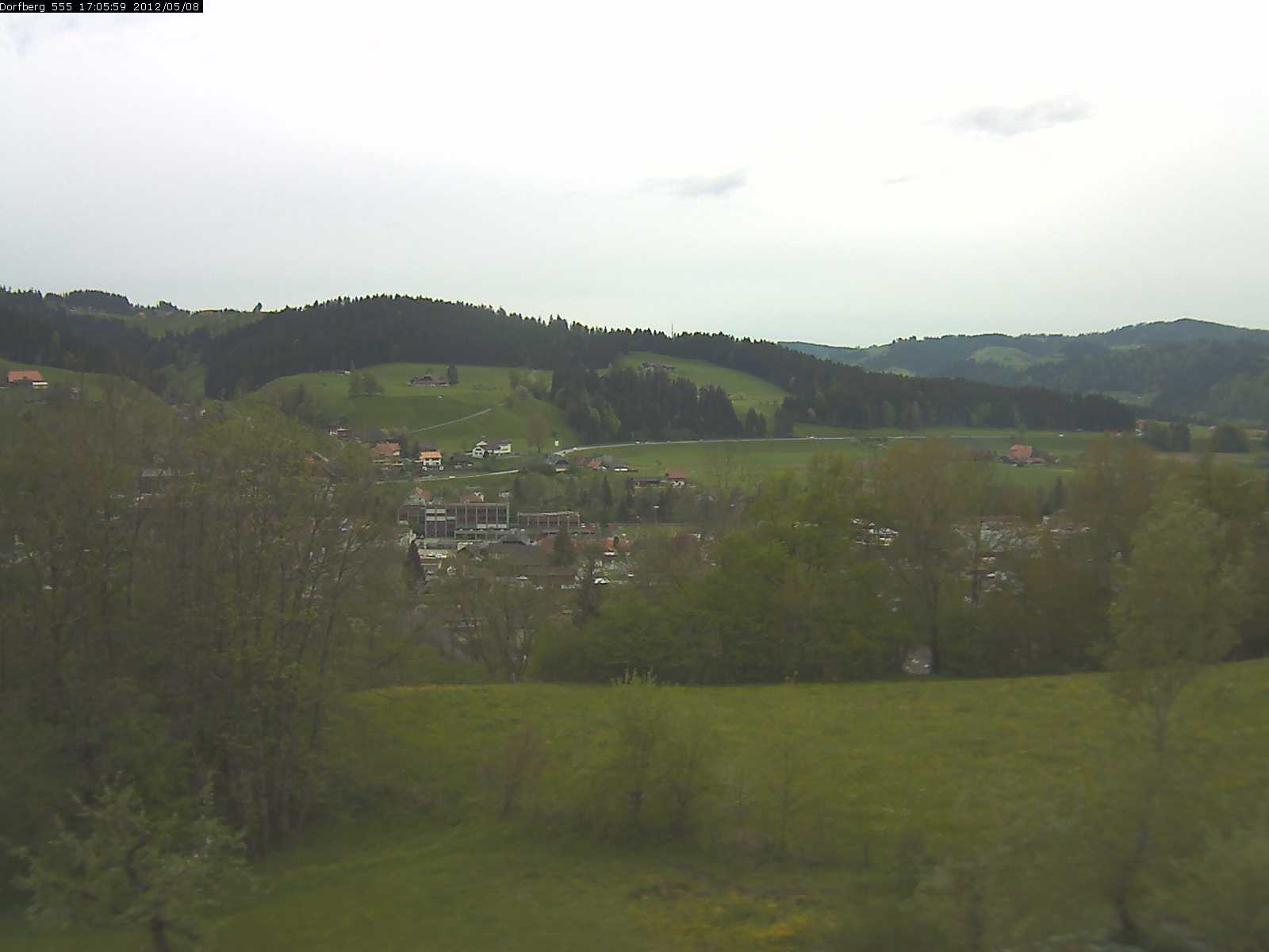 Webcam-Bild: Aussicht vom Dorfberg in Langnau 20120508-170600