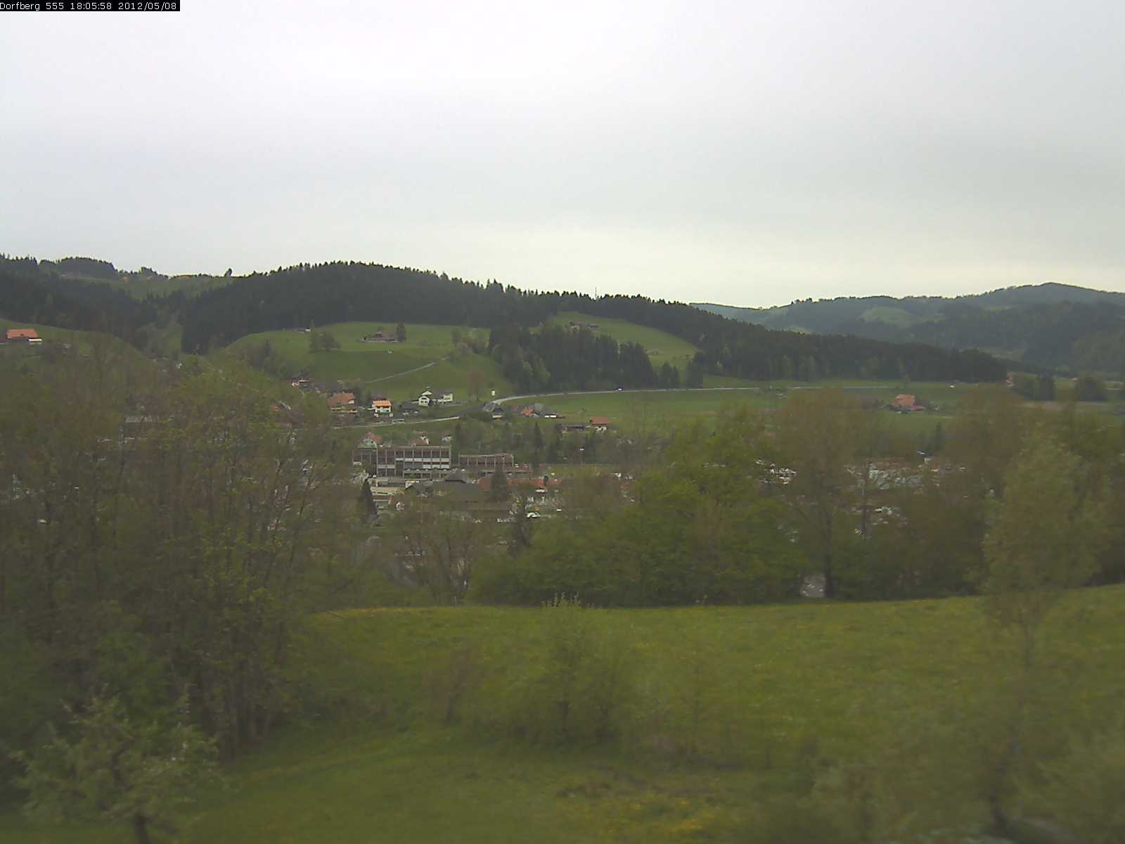 Webcam-Bild: Aussicht vom Dorfberg in Langnau 20120508-180600