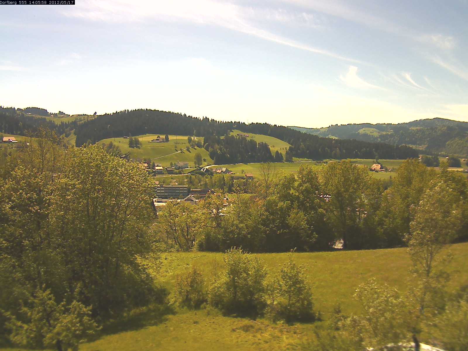 Webcam-Bild: Aussicht vom Dorfberg in Langnau 20120517-140600