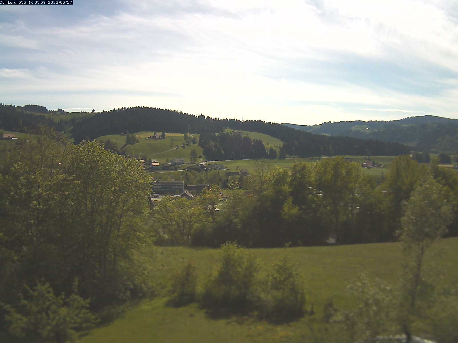 Webcam-Bild: Aussicht vom Dorfberg in Langnau 20120517-160600