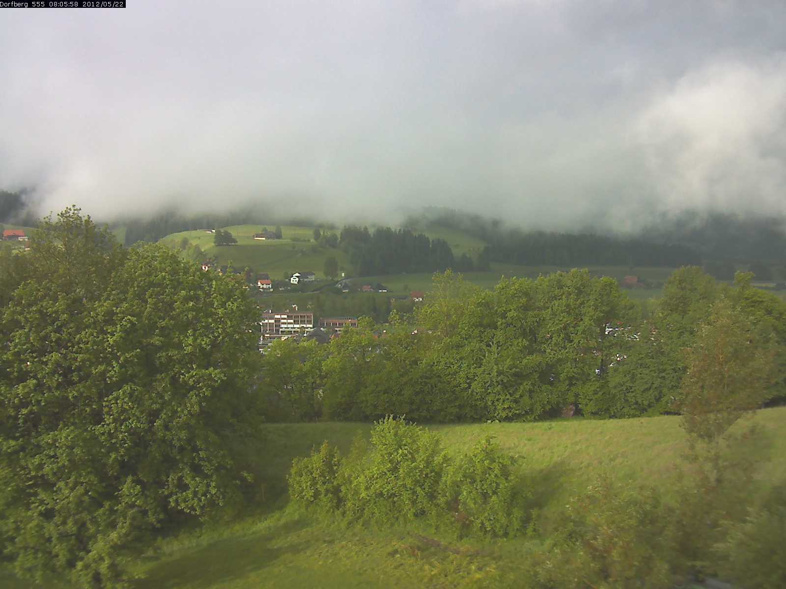Webcam-Bild: Aussicht vom Dorfberg in Langnau 20120522-080600