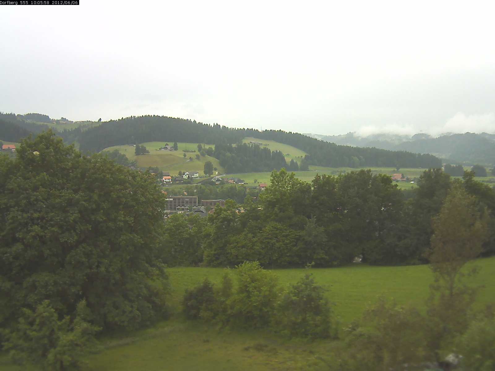 Webcam-Bild: Aussicht vom Dorfberg in Langnau 20120606-100600