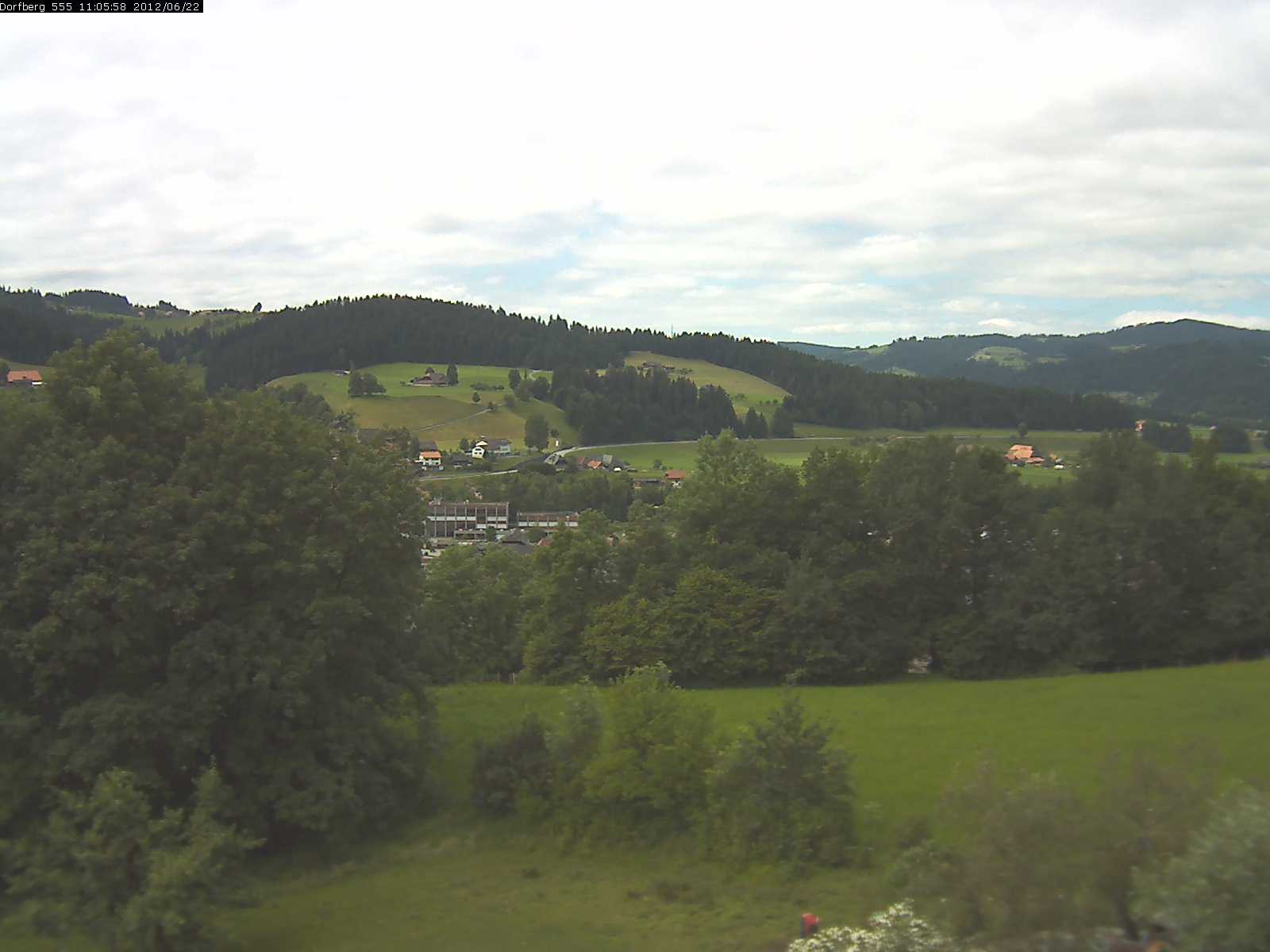Webcam-Bild: Aussicht vom Dorfberg in Langnau 20120622-110600