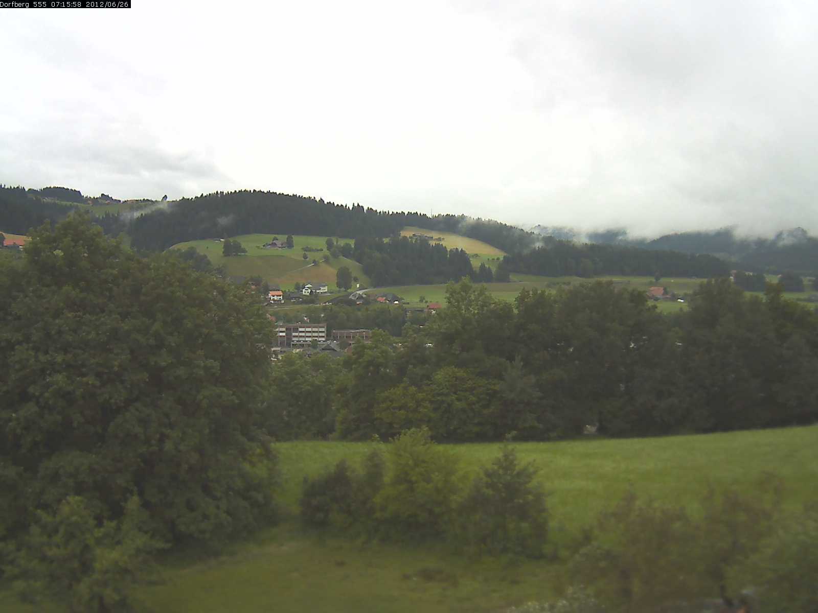 Webcam-Bild: Aussicht vom Dorfberg in Langnau 20120626-071600