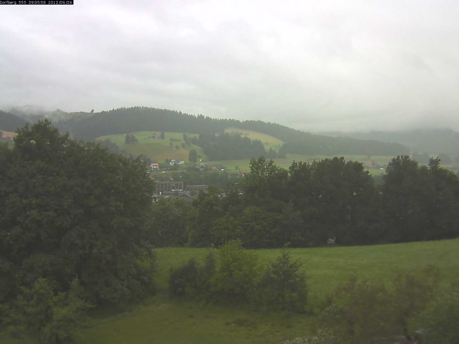 Webcam-Bild: Aussicht vom Dorfberg in Langnau 20120626-090600