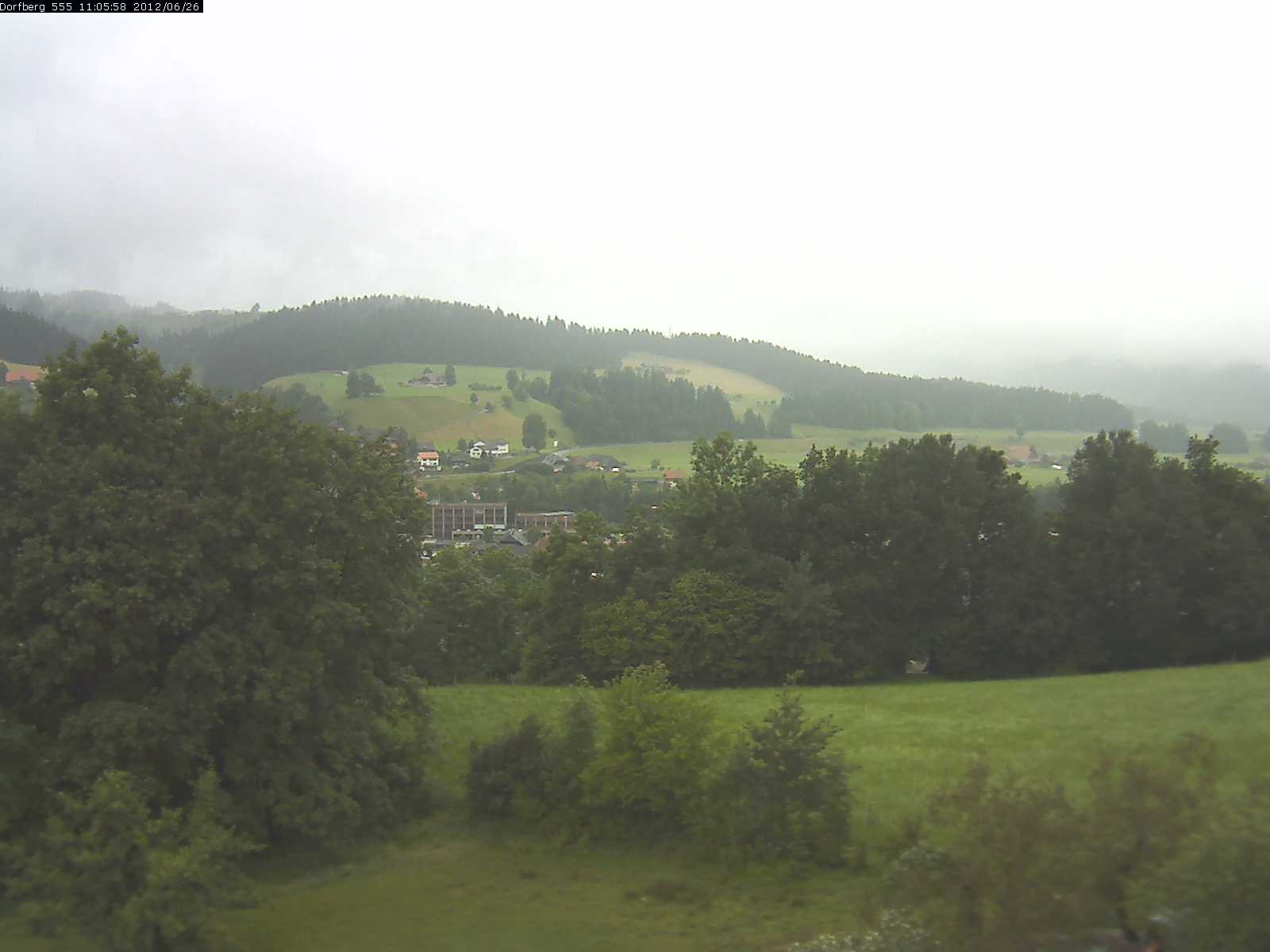 Webcam-Bild: Aussicht vom Dorfberg in Langnau 20120626-110600