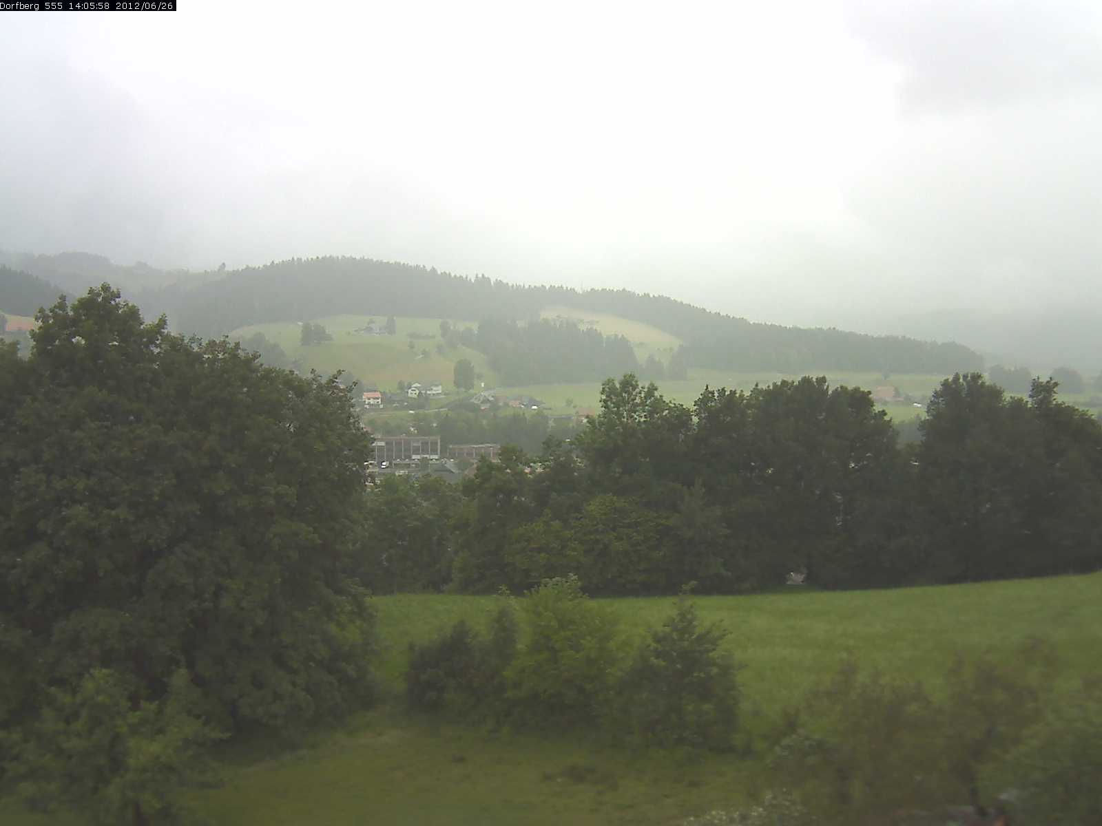 Webcam-Bild: Aussicht vom Dorfberg in Langnau 20120626-140600