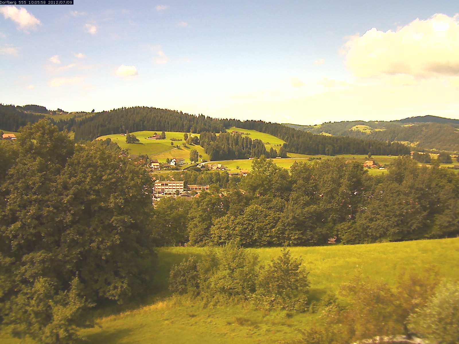 Webcam-Bild: Aussicht vom Dorfberg in Langnau 20120709-100600