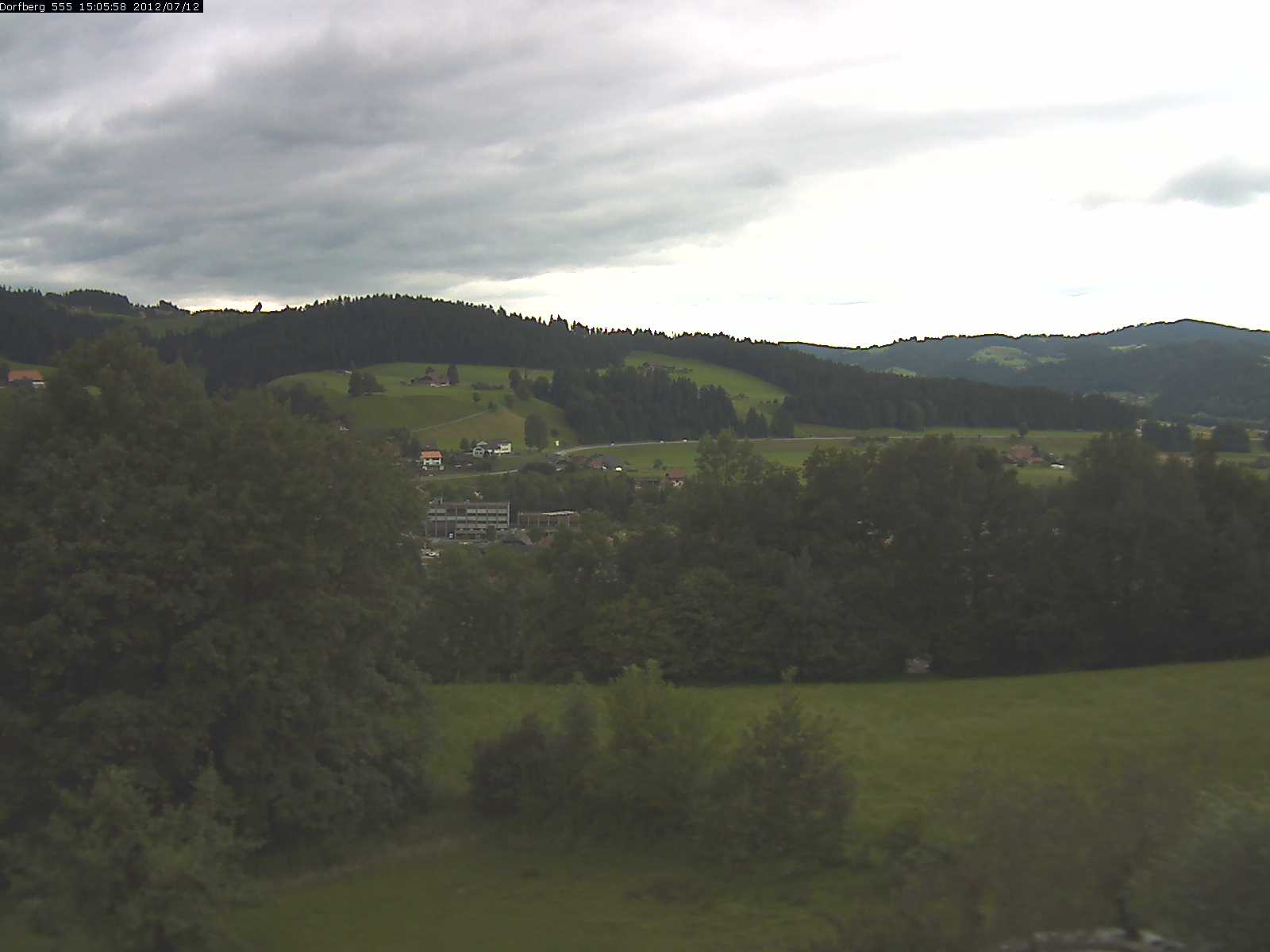 Webcam-Bild: Aussicht vom Dorfberg in Langnau 20120712-150600