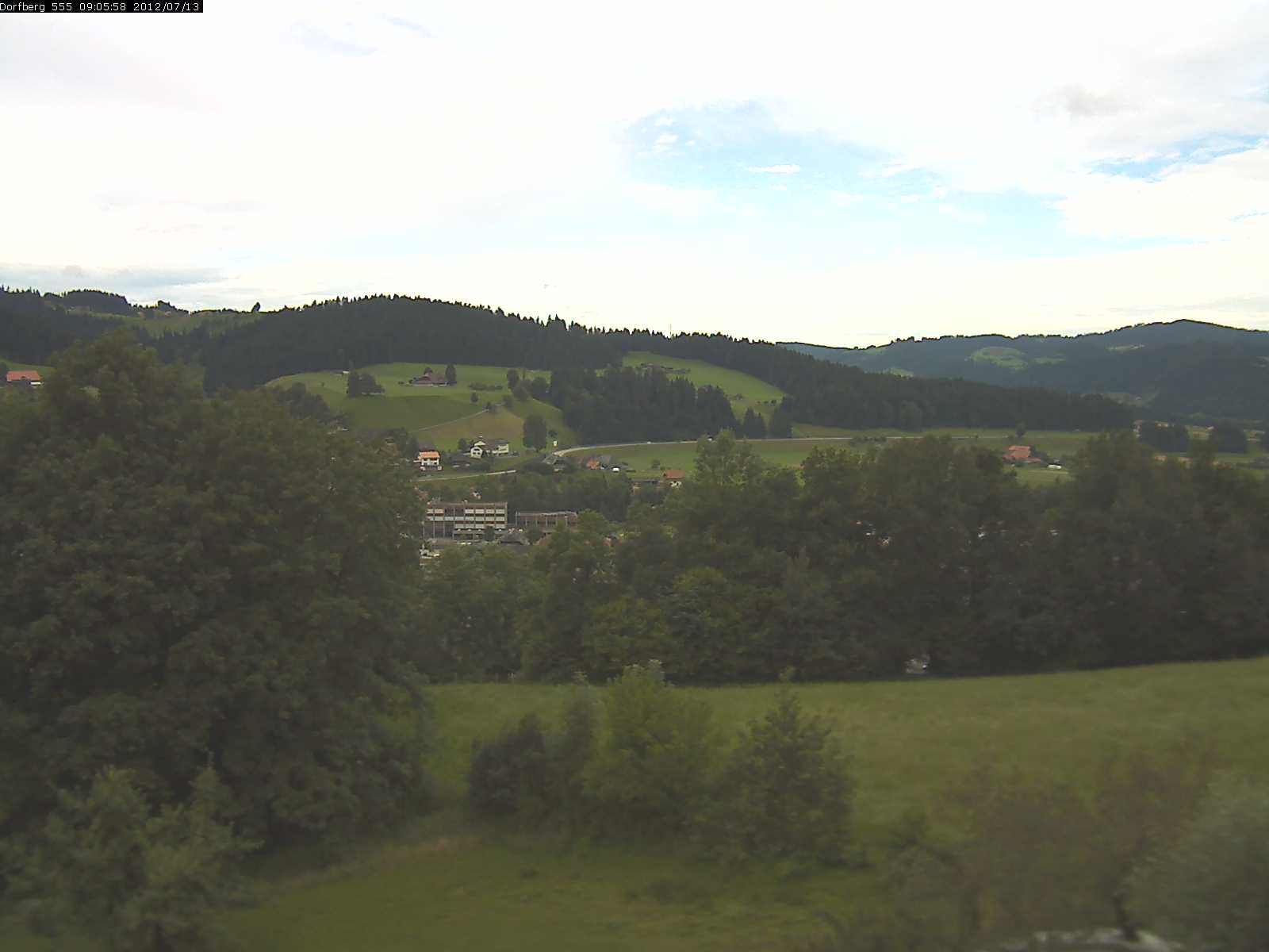 Webcam-Bild: Aussicht vom Dorfberg in Langnau 20120713-090600