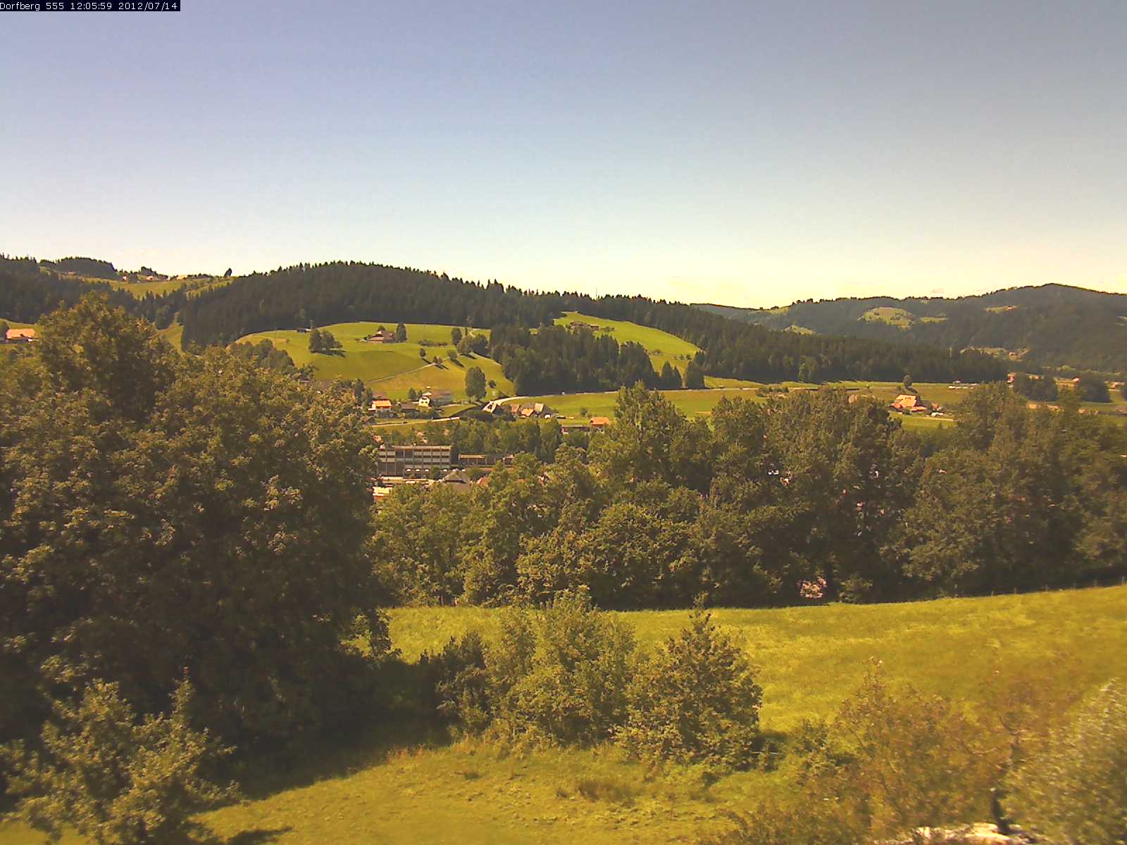 Webcam-Bild: Aussicht vom Dorfberg in Langnau 20120714-120600