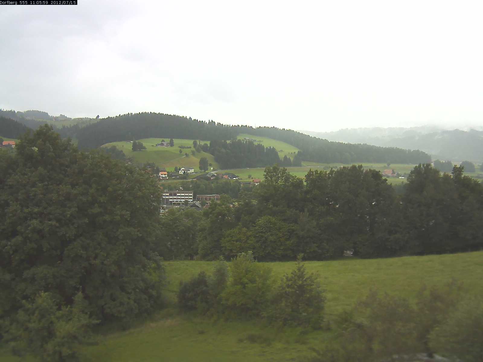 Webcam-Bild: Aussicht vom Dorfberg in Langnau 20120715-110600