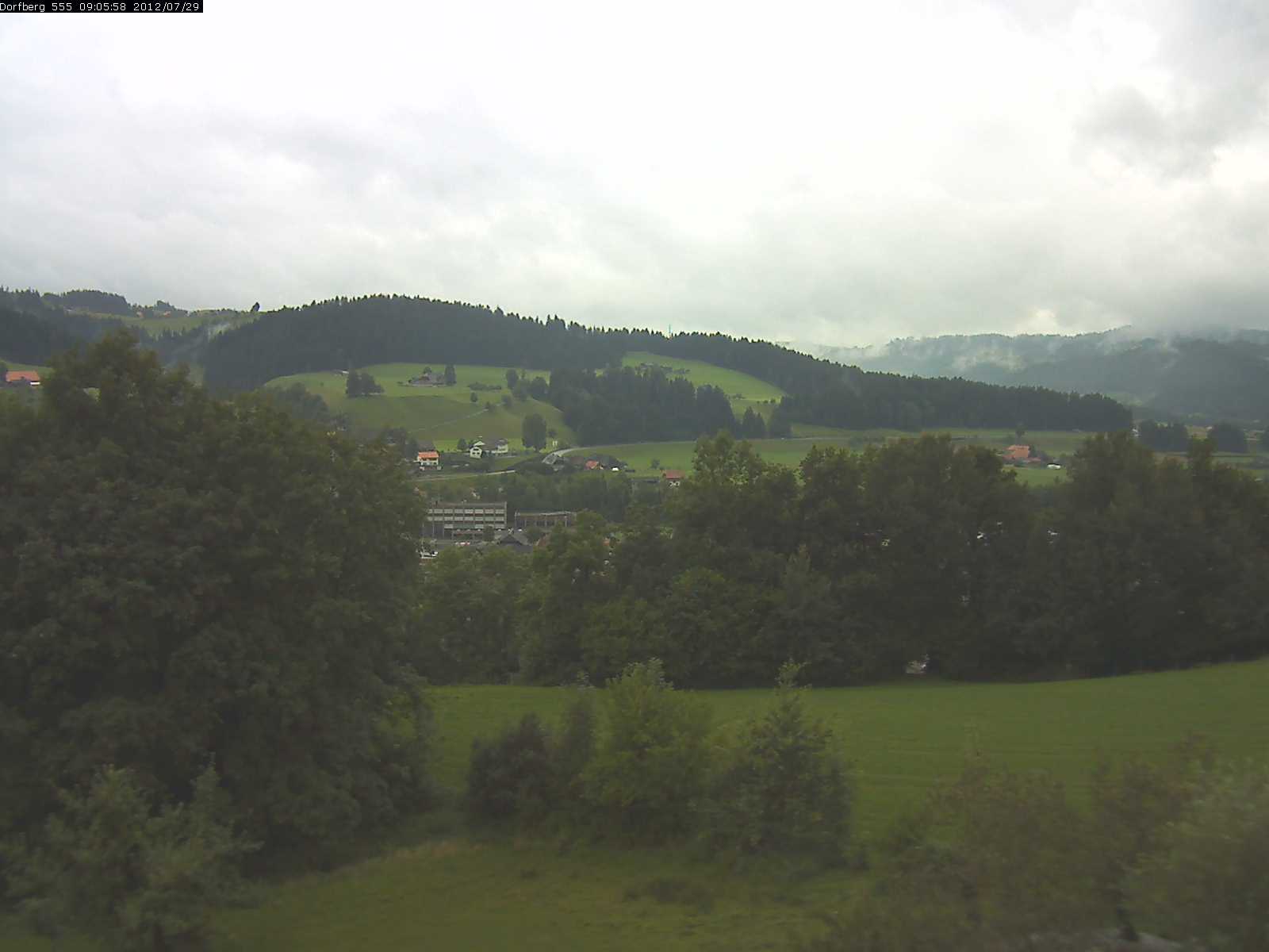 Webcam-Bild: Aussicht vom Dorfberg in Langnau 20120729-090600