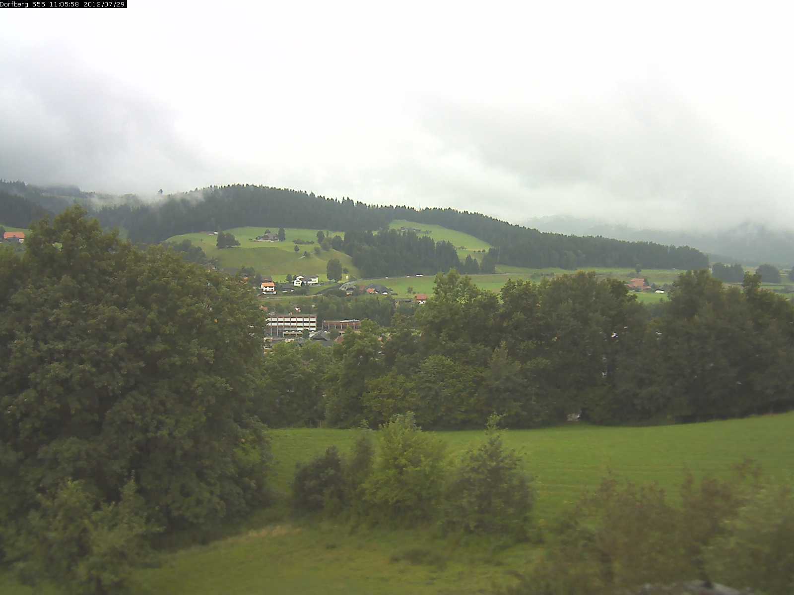 Webcam-Bild: Aussicht vom Dorfberg in Langnau 20120729-110600