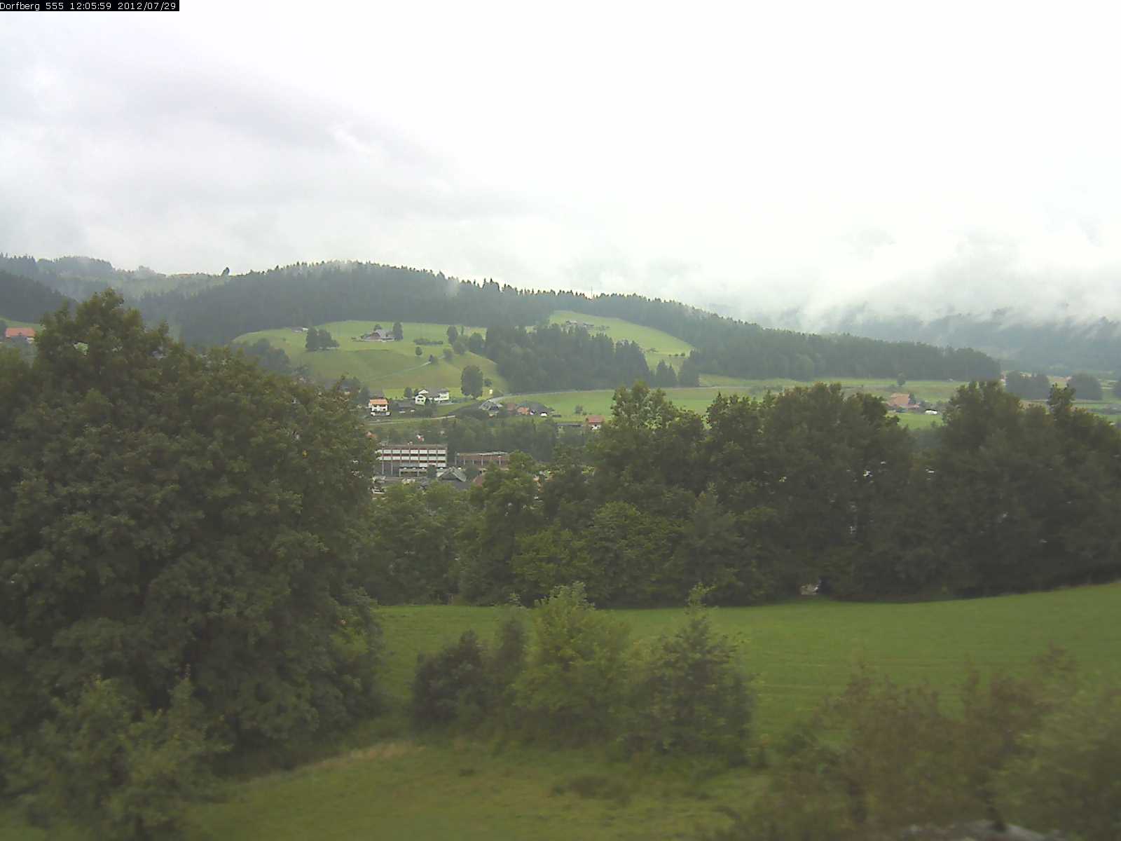 Webcam-Bild: Aussicht vom Dorfberg in Langnau 20120729-120600