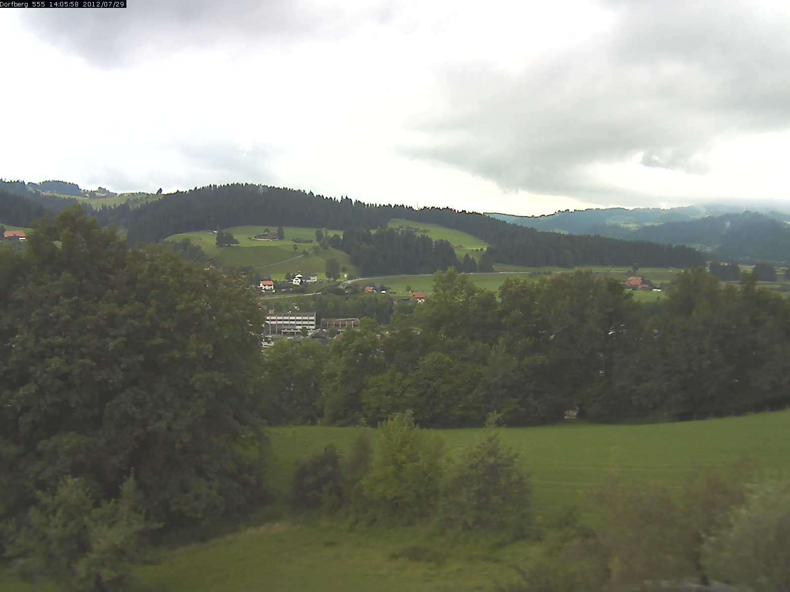 Webcam-Bild: Aussicht vom Dorfberg in Langnau 20120729-140600
