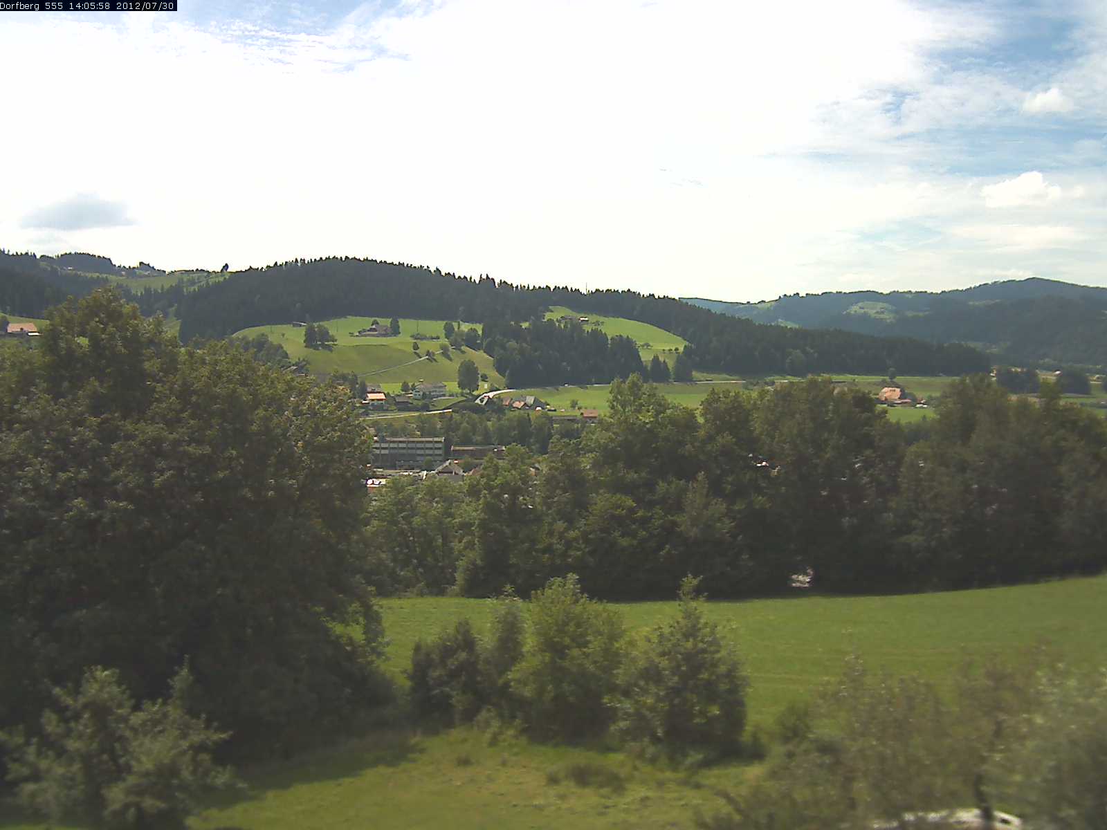 Webcam-Bild: Aussicht vom Dorfberg in Langnau 20120730-140600