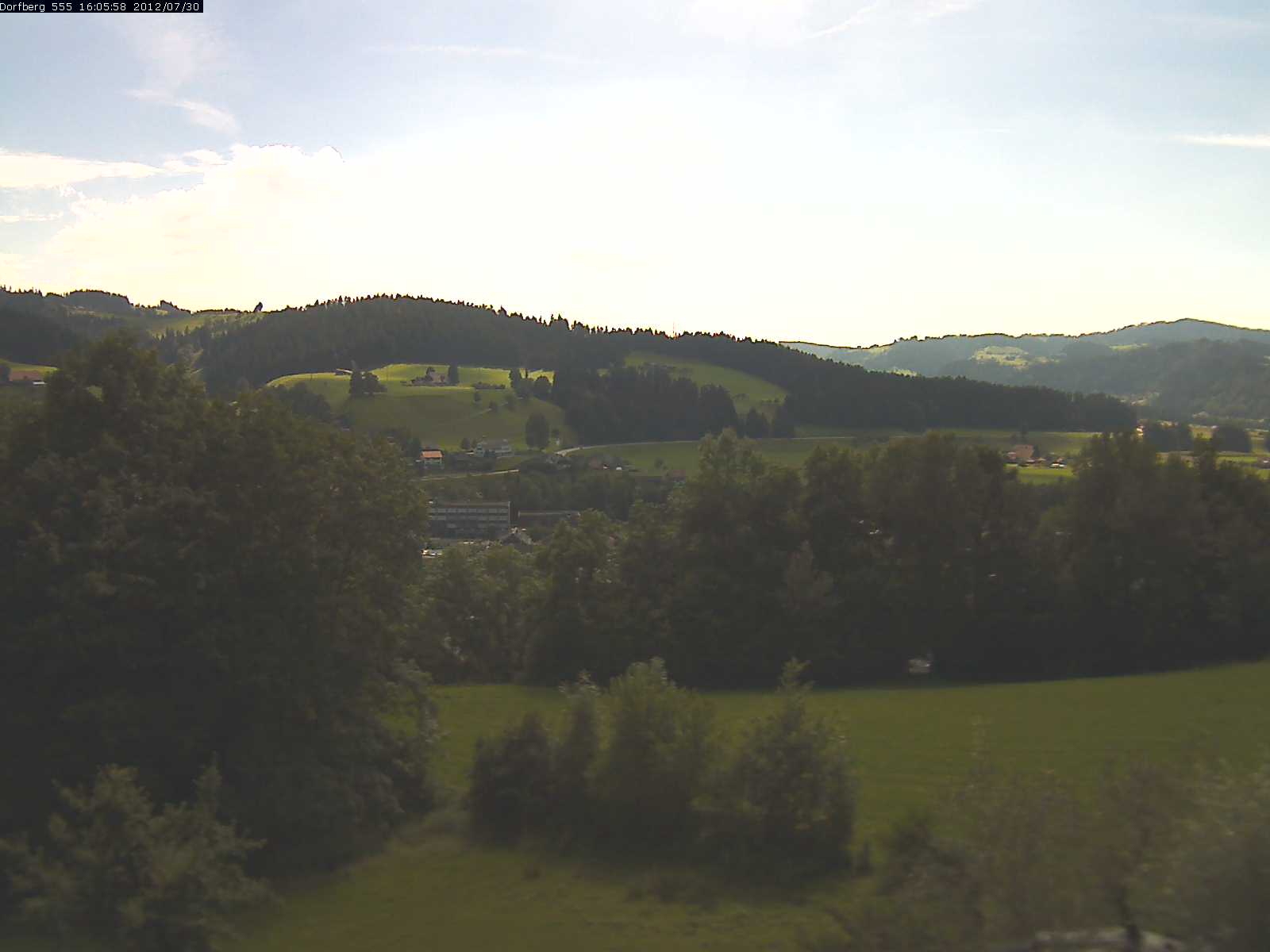 Webcam-Bild: Aussicht vom Dorfberg in Langnau 20120730-160600