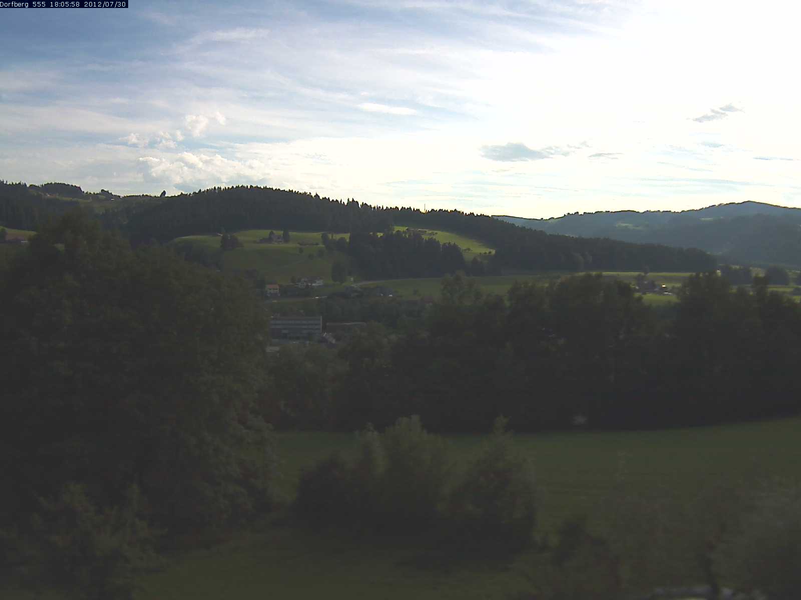 Webcam-Bild: Aussicht vom Dorfberg in Langnau 20120730-180600