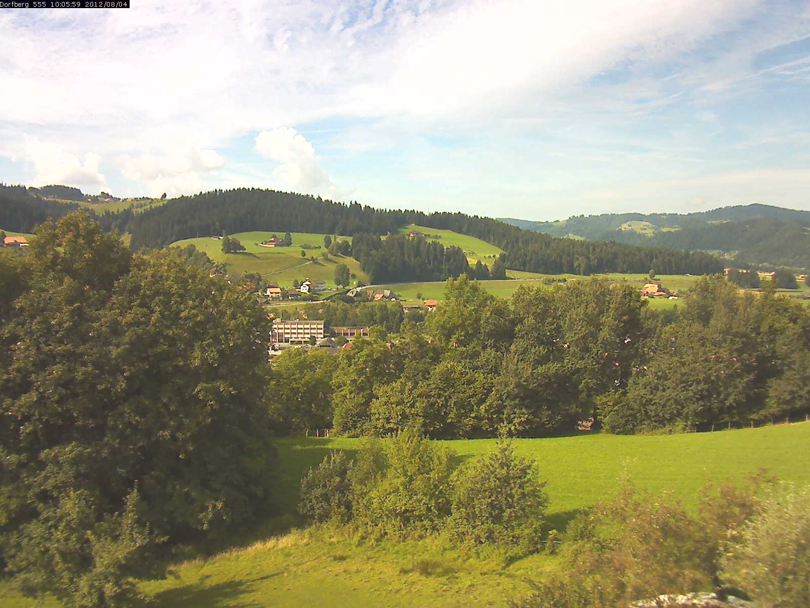 Webcam-Bild: Aussicht vom Dorfberg in Langnau 20120804-100600