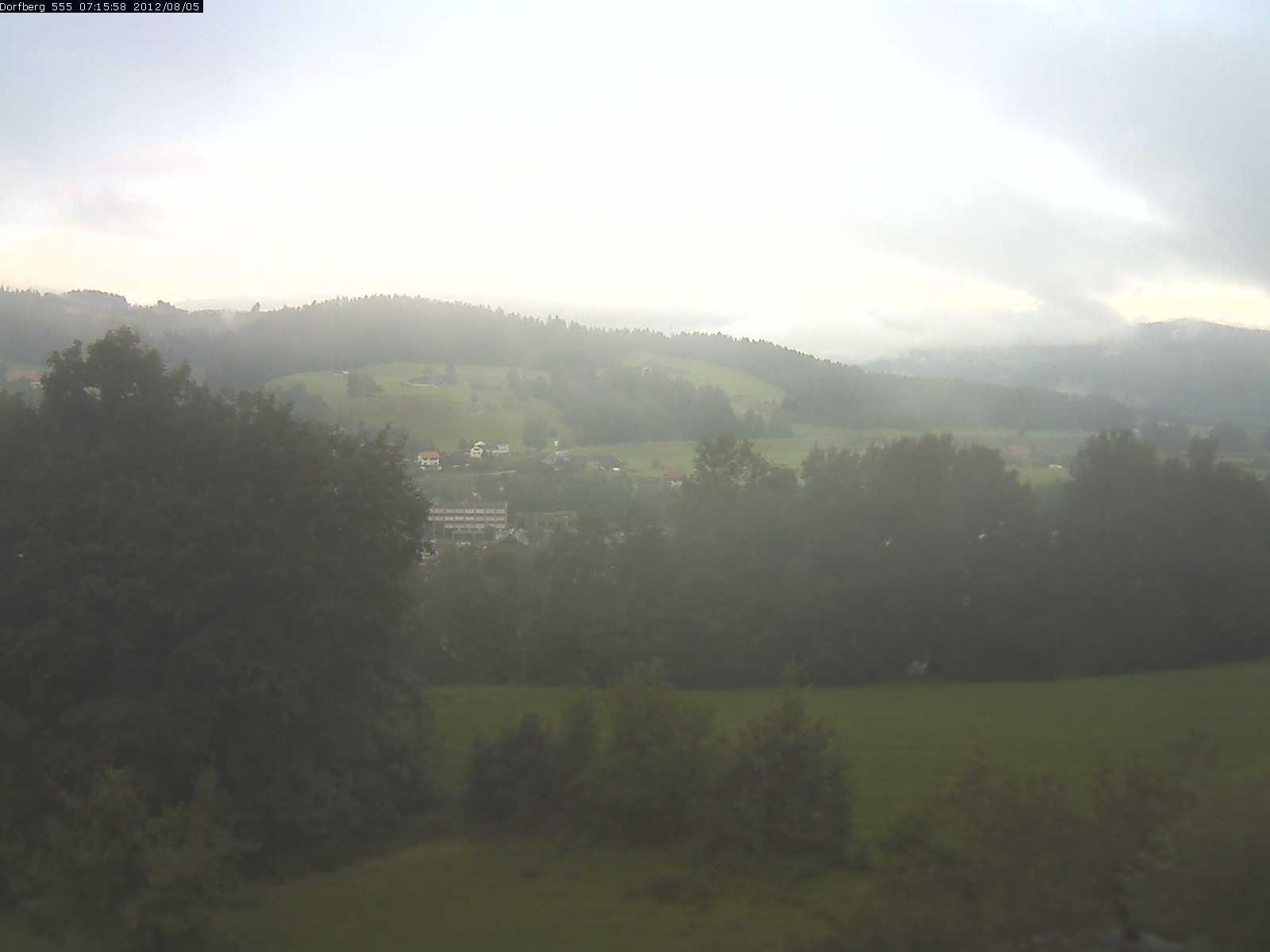 Webcam-Bild: Aussicht vom Dorfberg in Langnau 20120805-071600