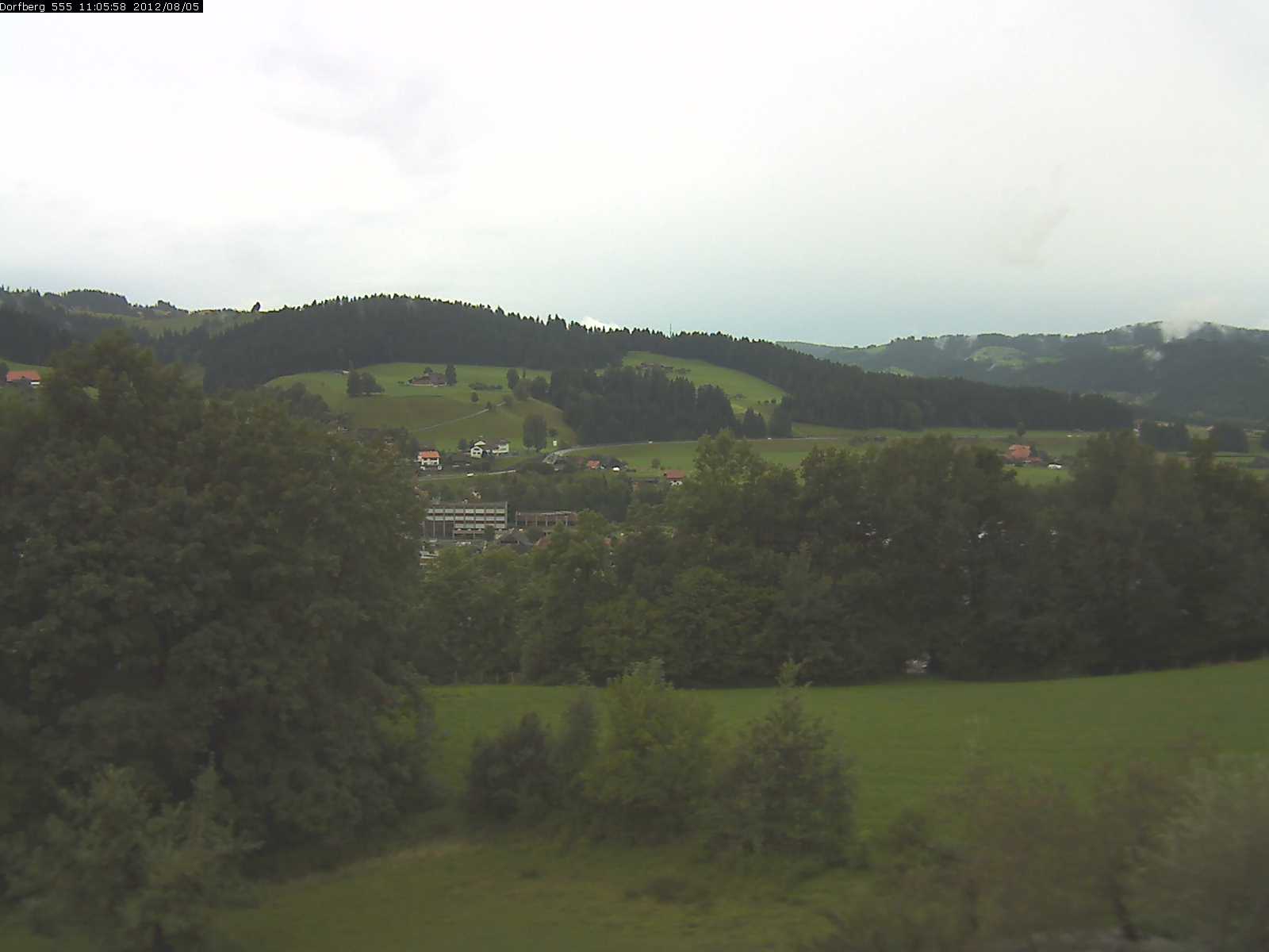 Webcam-Bild: Aussicht vom Dorfberg in Langnau 20120805-110600