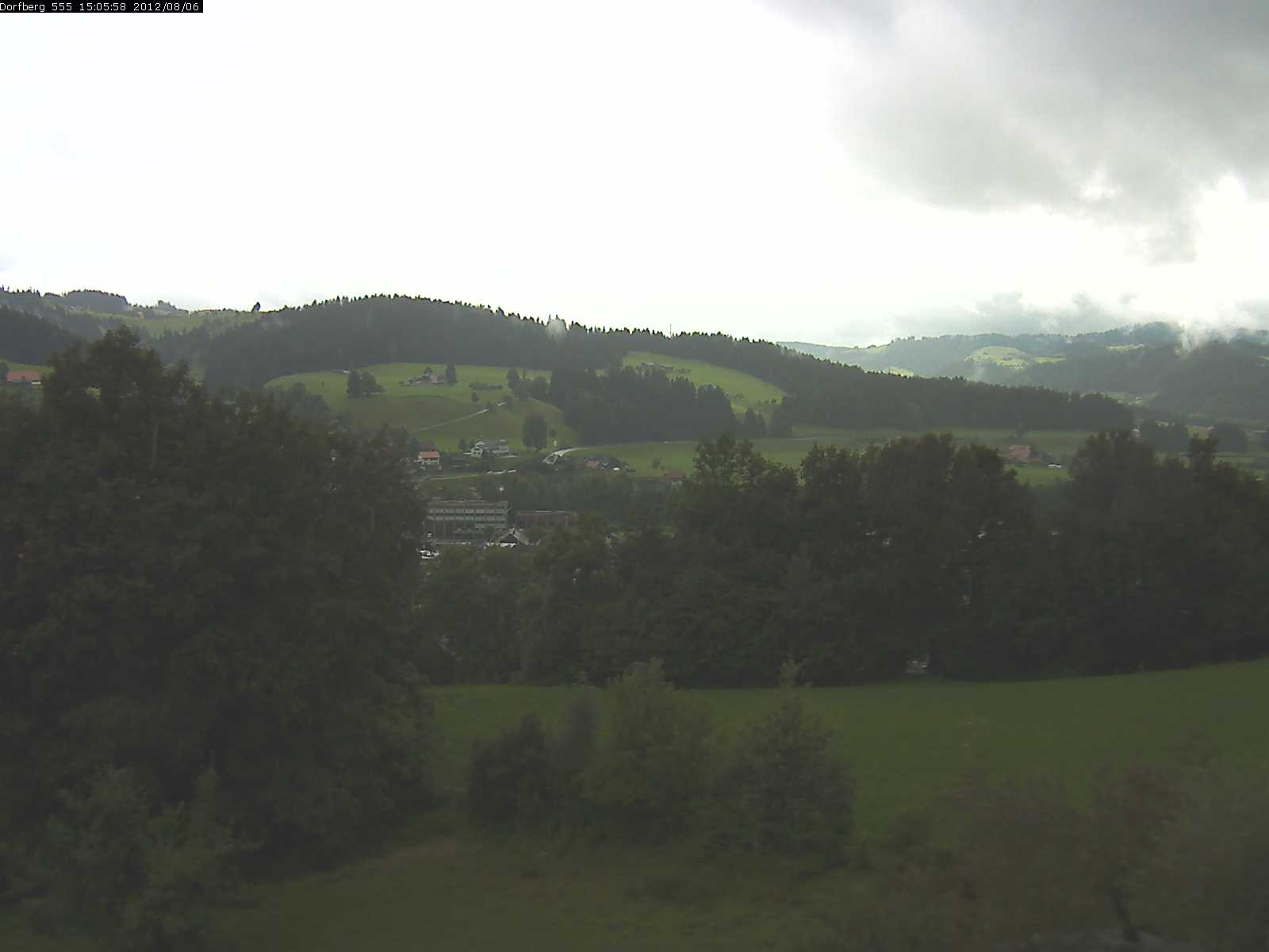 Webcam-Bild: Aussicht vom Dorfberg in Langnau 20120806-150600