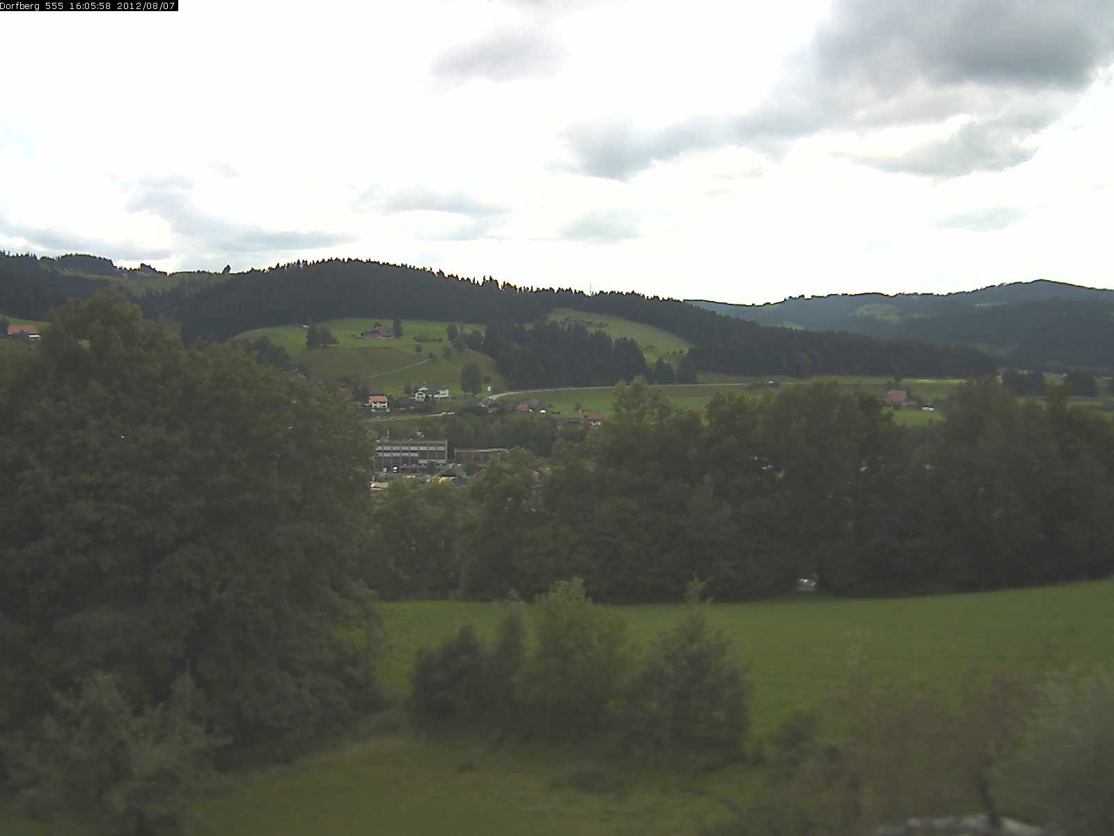 Webcam-Bild: Aussicht vom Dorfberg in Langnau 20120807-160600