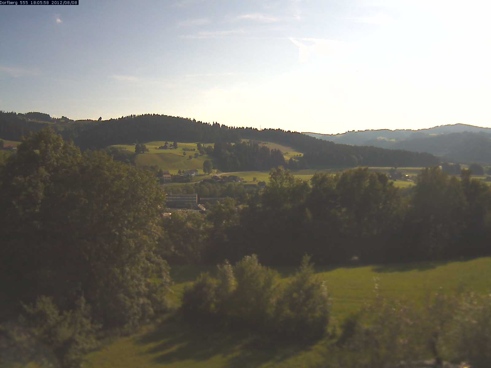 Webcam-Bild: Aussicht vom Dorfberg in Langnau 20120808-180600