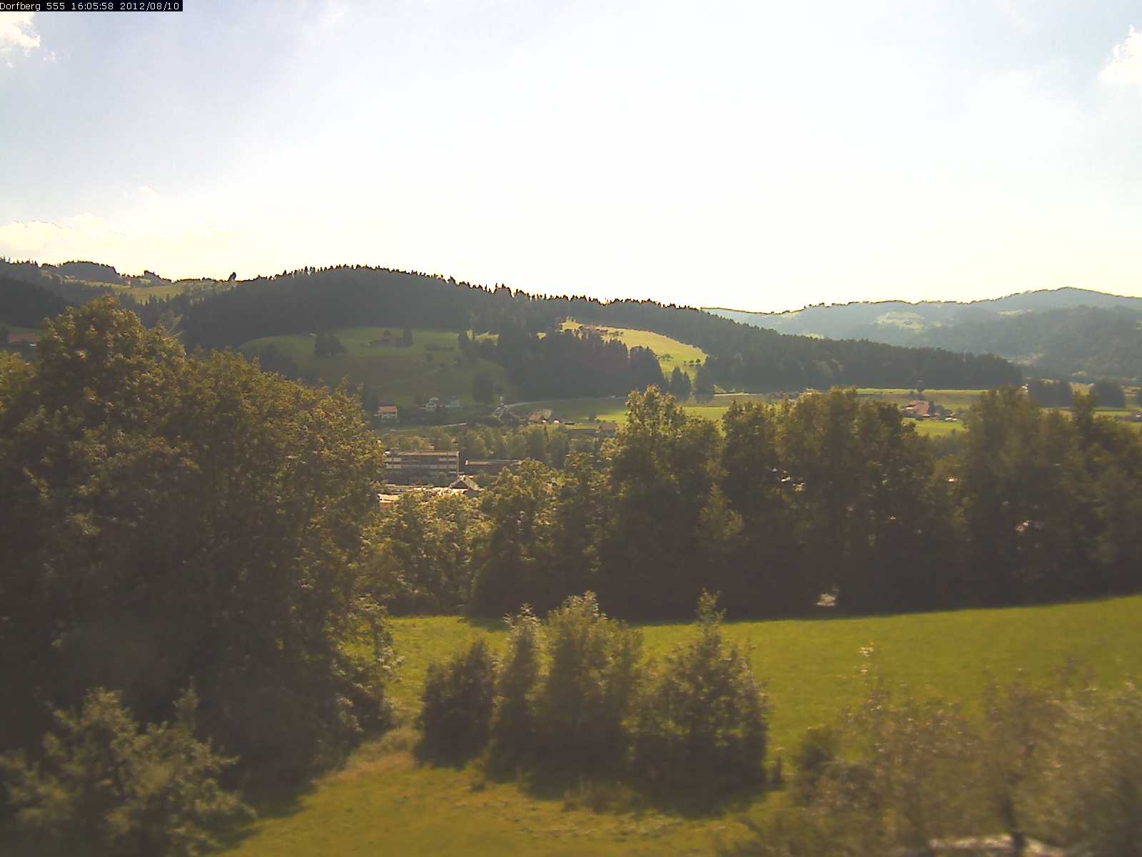 Webcam-Bild: Aussicht vom Dorfberg in Langnau 20120810-160600