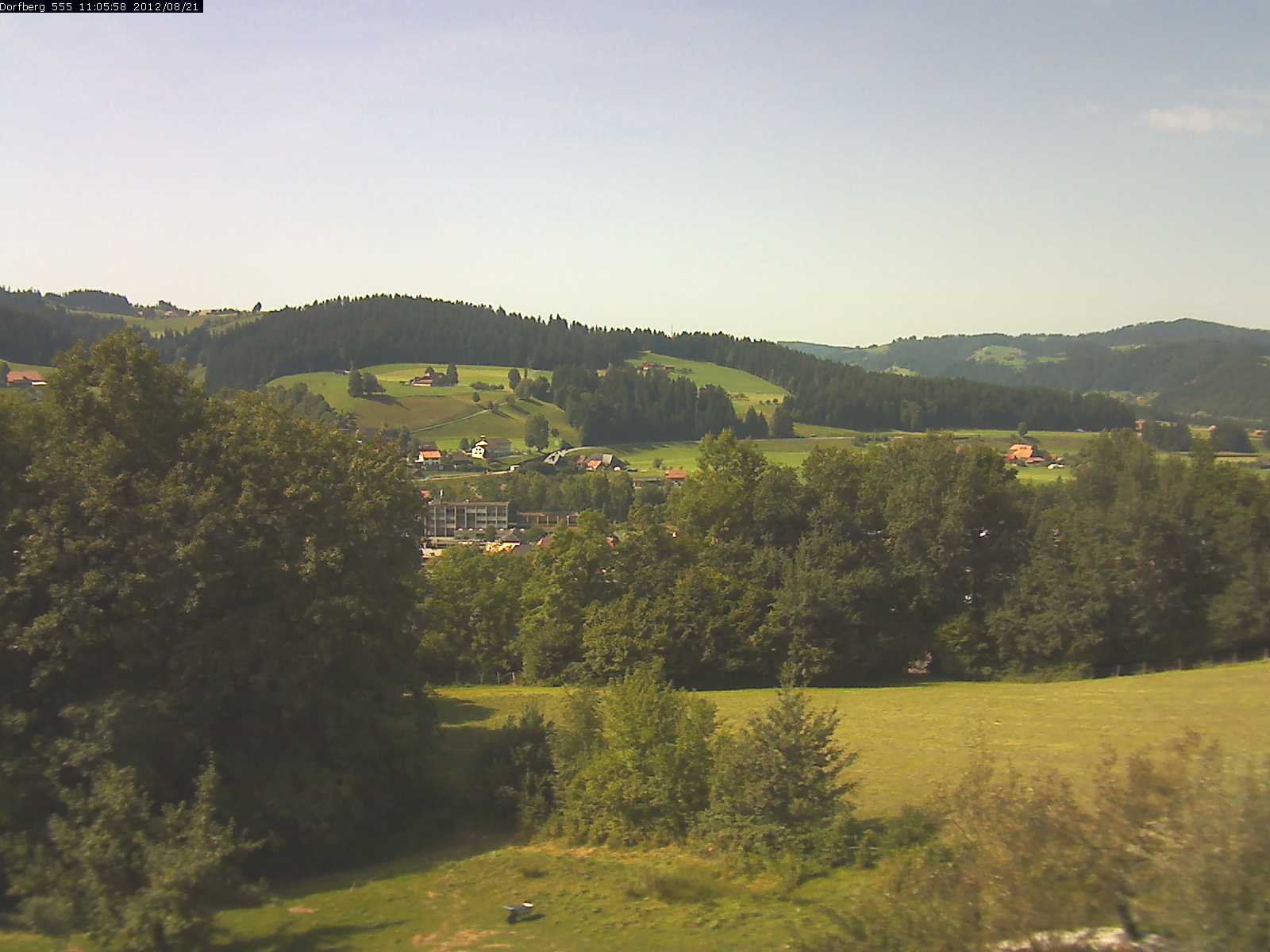 Webcam-Bild: Aussicht vom Dorfberg in Langnau 20120821-110600