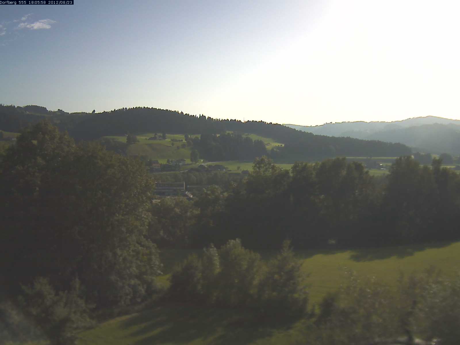 Webcam-Bild: Aussicht vom Dorfberg in Langnau 20120823-180600