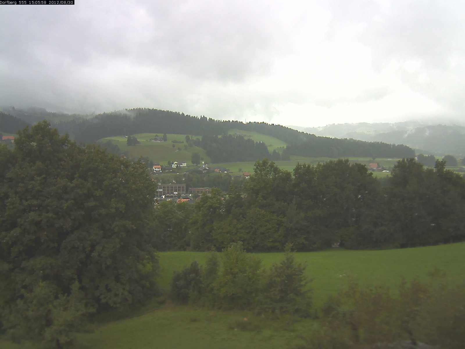 Webcam-Bild: Aussicht vom Dorfberg in Langnau 20120830-150600