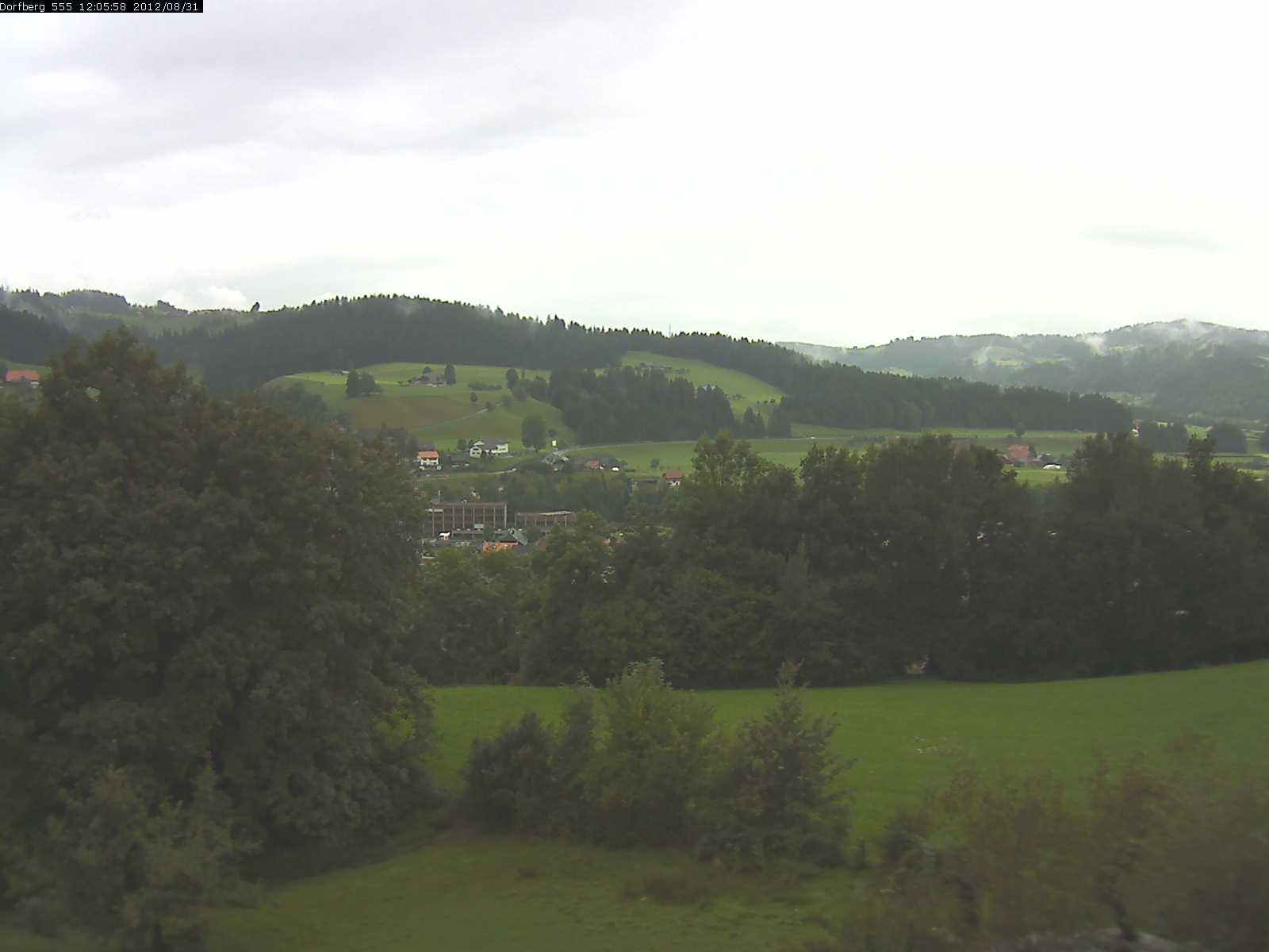 Webcam-Bild: Aussicht vom Dorfberg in Langnau 20120831-120600
