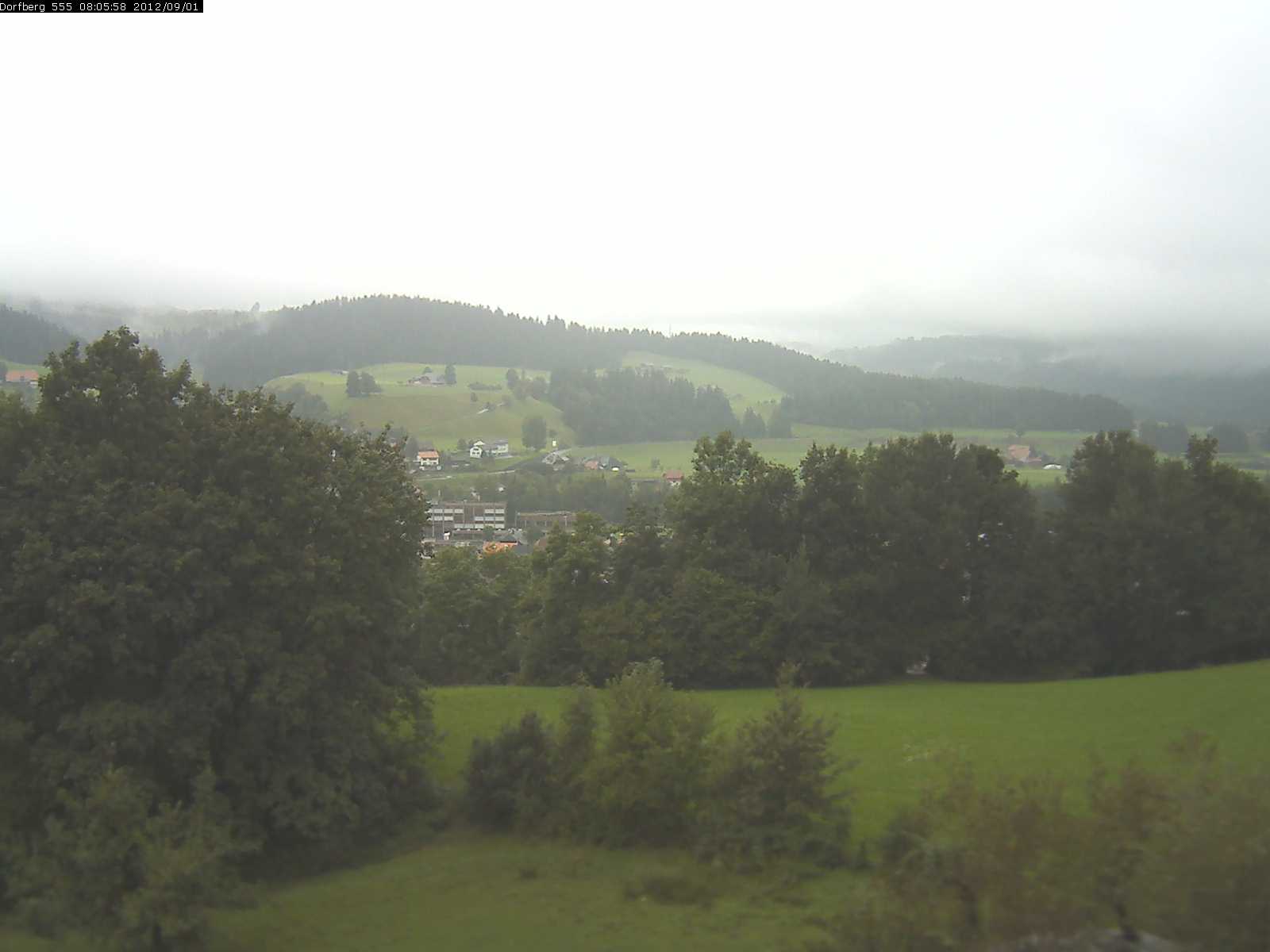 Webcam-Bild: Aussicht vom Dorfberg in Langnau 20120901-080600
