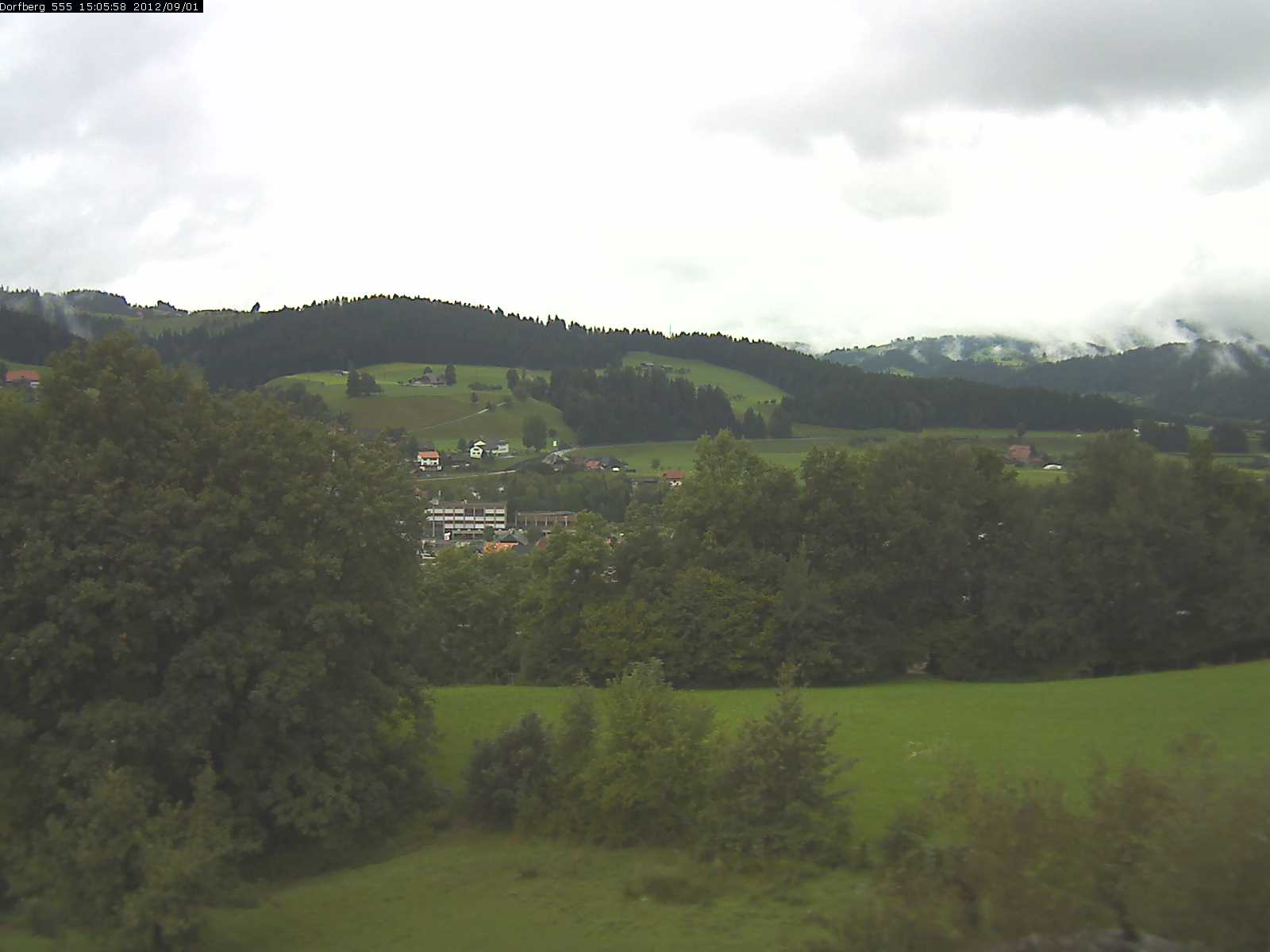 Webcam-Bild: Aussicht vom Dorfberg in Langnau 20120901-150600