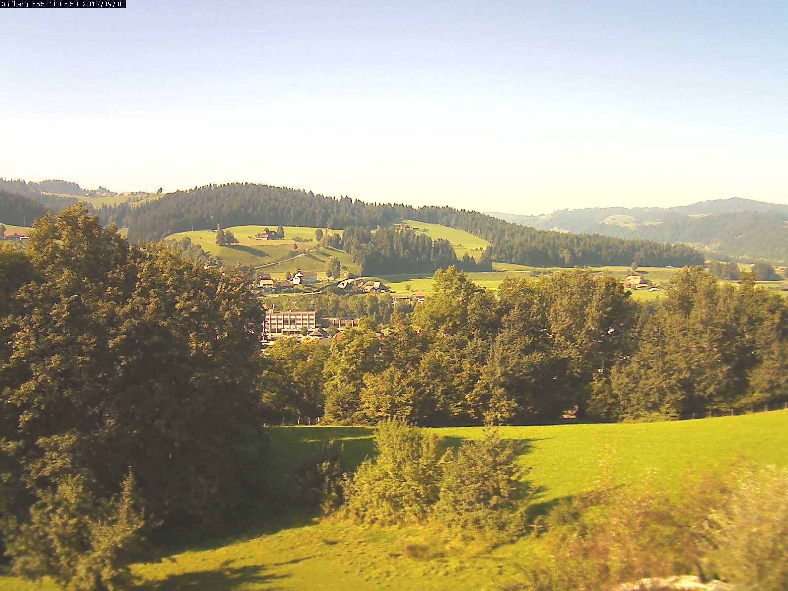 Webcam-Bild: Aussicht vom Dorfberg in Langnau 20120908-100600