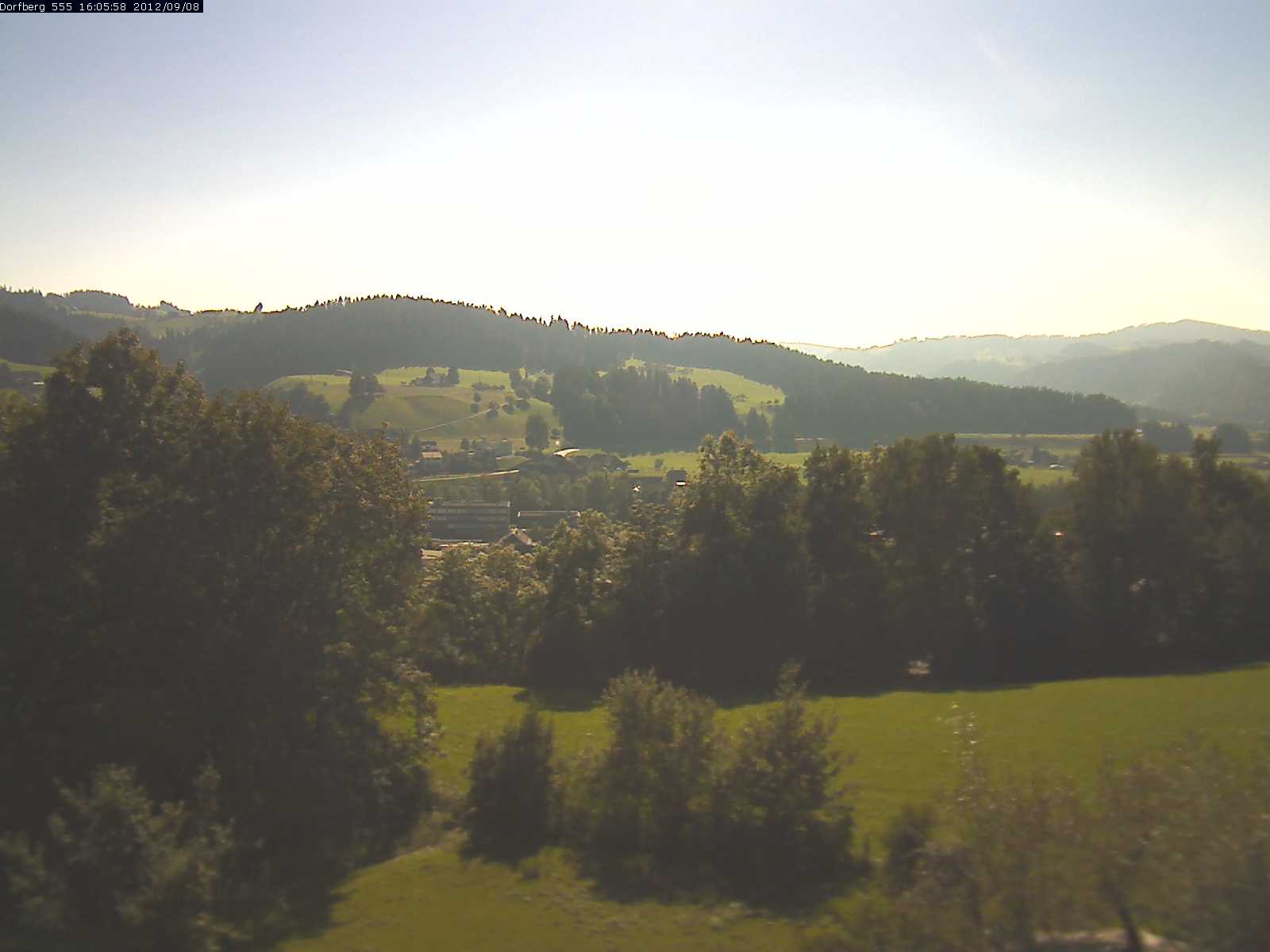 Webcam-Bild: Aussicht vom Dorfberg in Langnau 20120908-160600