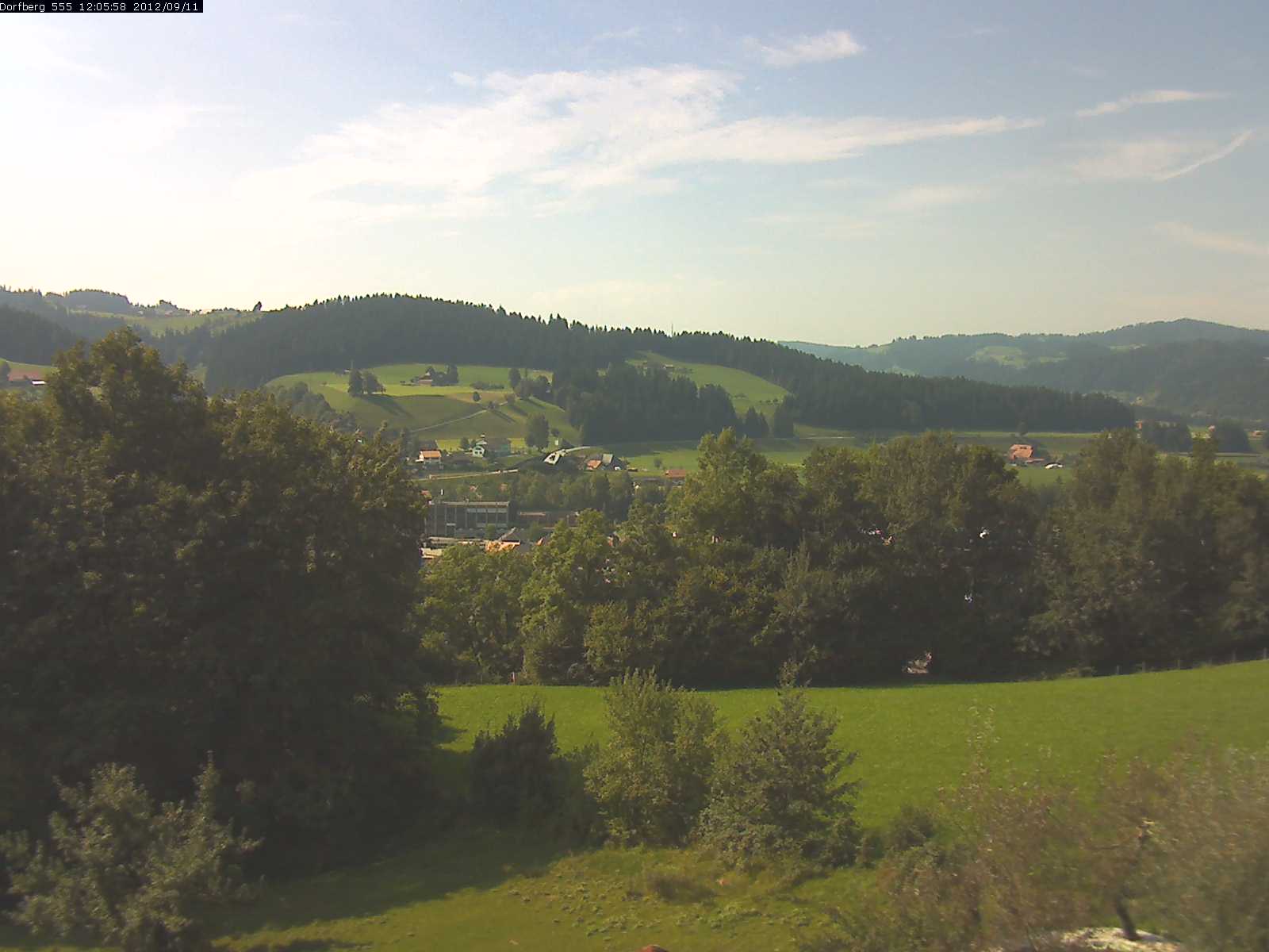 Webcam-Bild: Aussicht vom Dorfberg in Langnau 20120911-120600