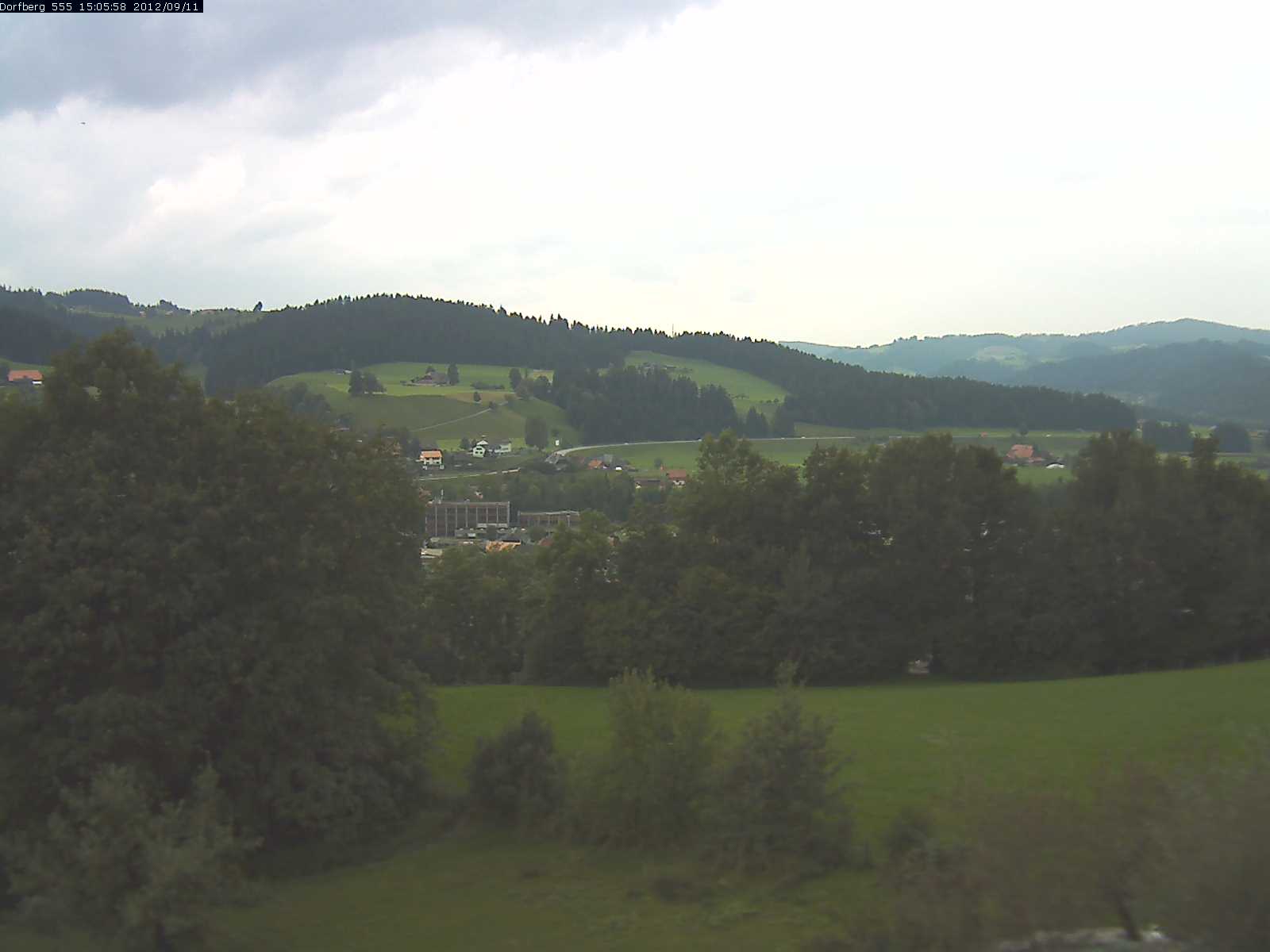 Webcam-Bild: Aussicht vom Dorfberg in Langnau 20120911-150600