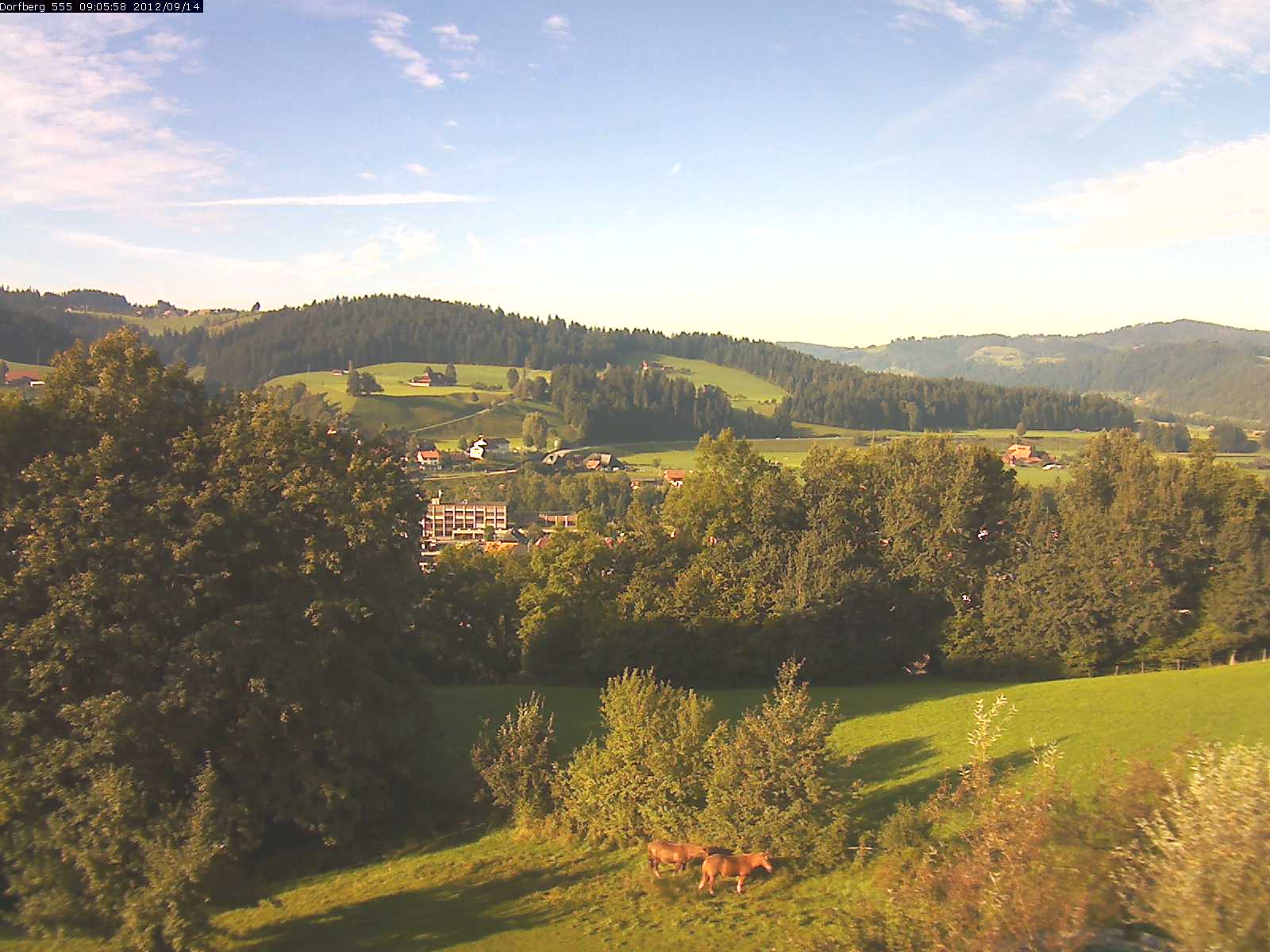 Webcam-Bild: Aussicht vom Dorfberg in Langnau 20120914-090600
