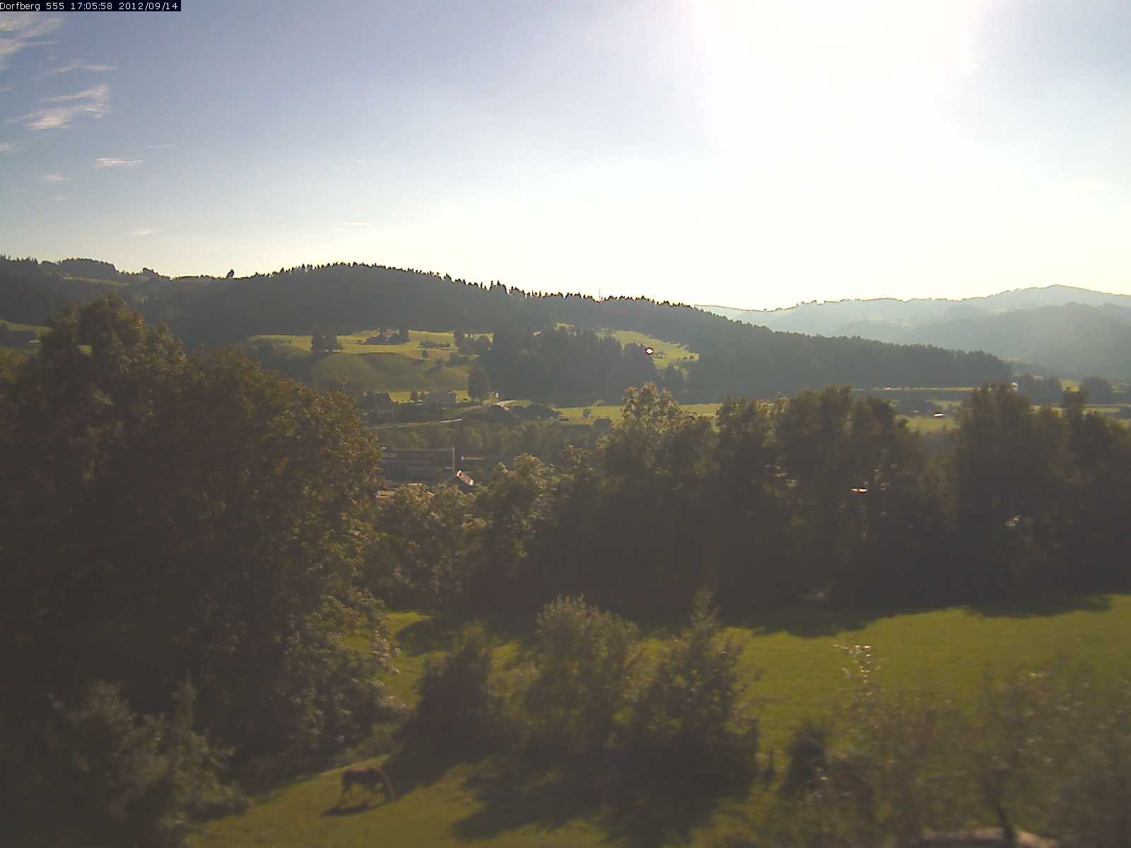 Webcam-Bild: Aussicht vom Dorfberg in Langnau 20120914-170600