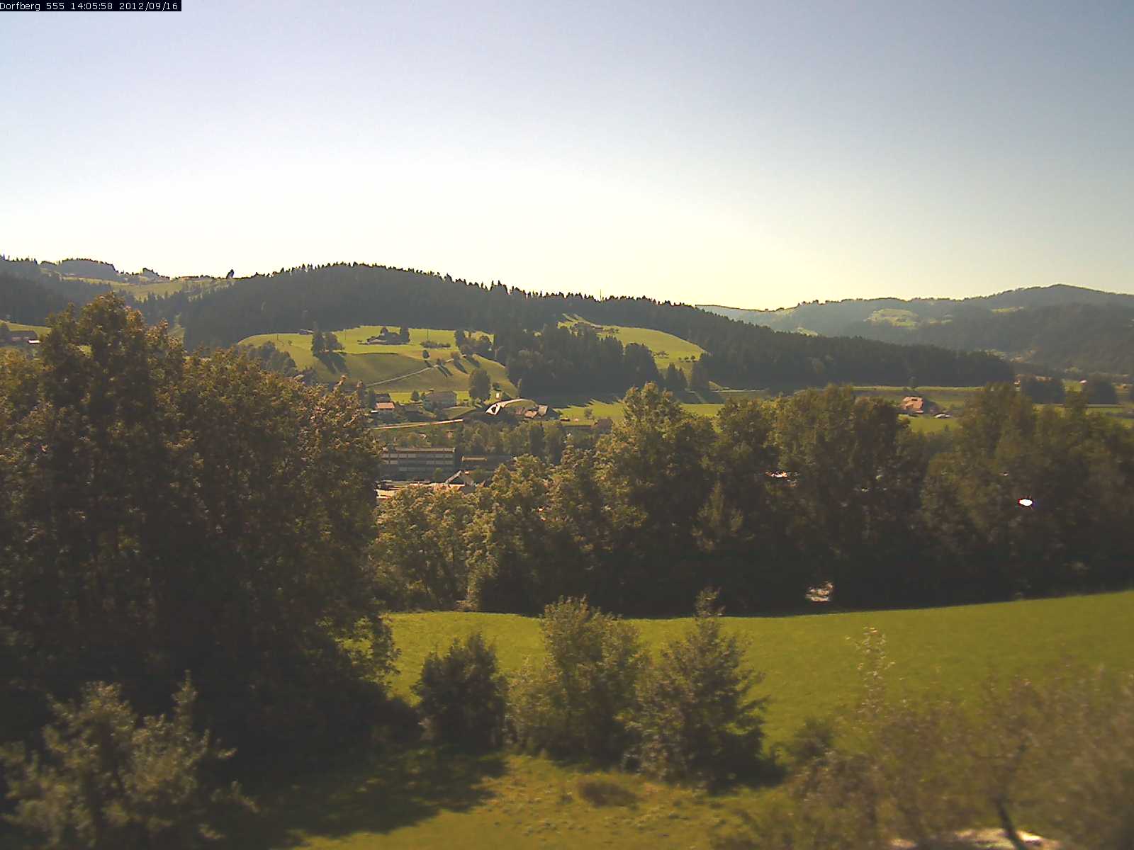 Webcam-Bild: Aussicht vom Dorfberg in Langnau 20120916-140600