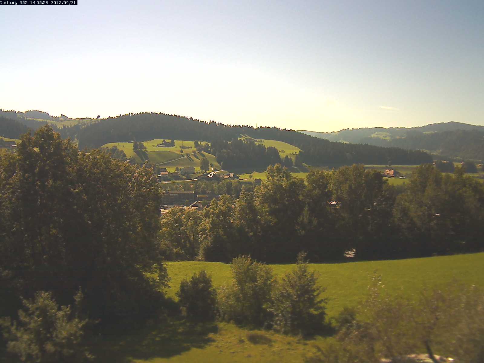 Webcam-Bild: Aussicht vom Dorfberg in Langnau 20120921-140600