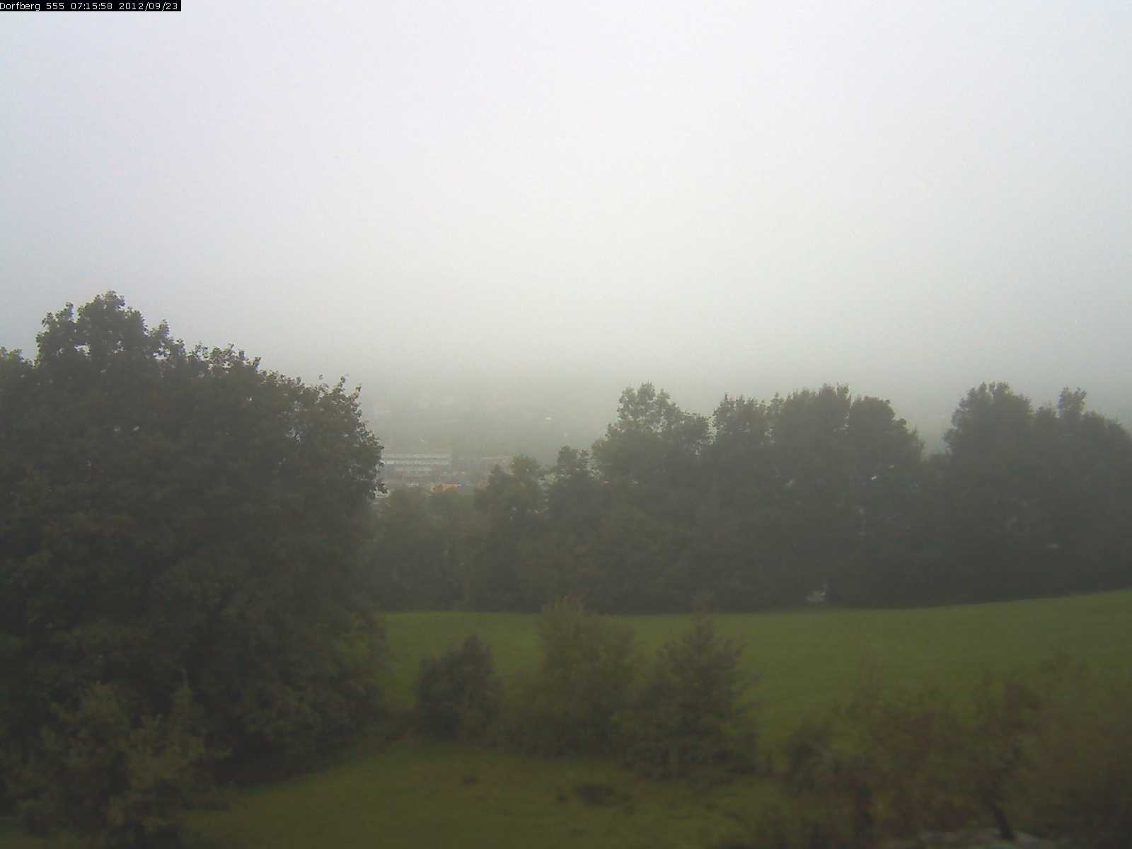 Webcam-Bild: Aussicht vom Dorfberg in Langnau 20120923-071600